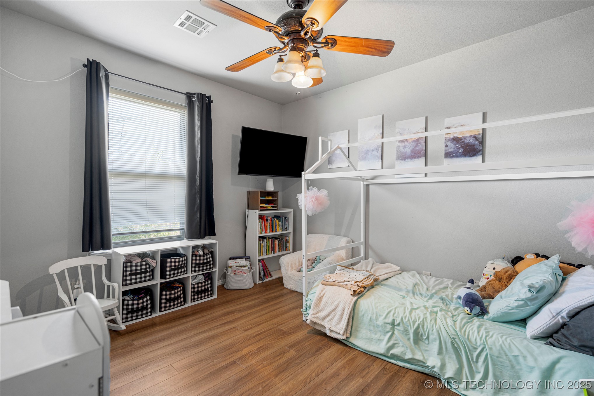 15605 S College Avenue