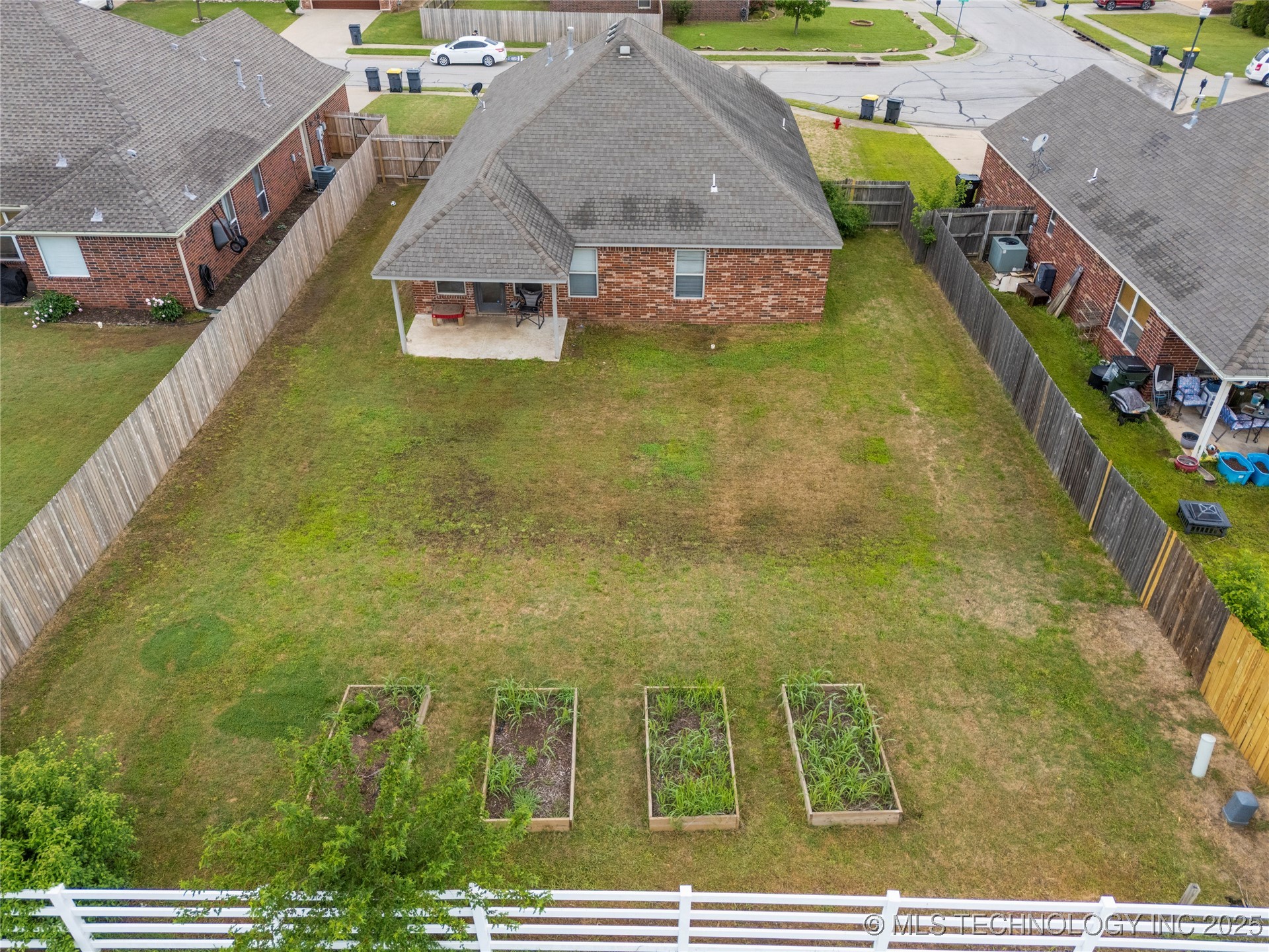 15605 S College Avenue