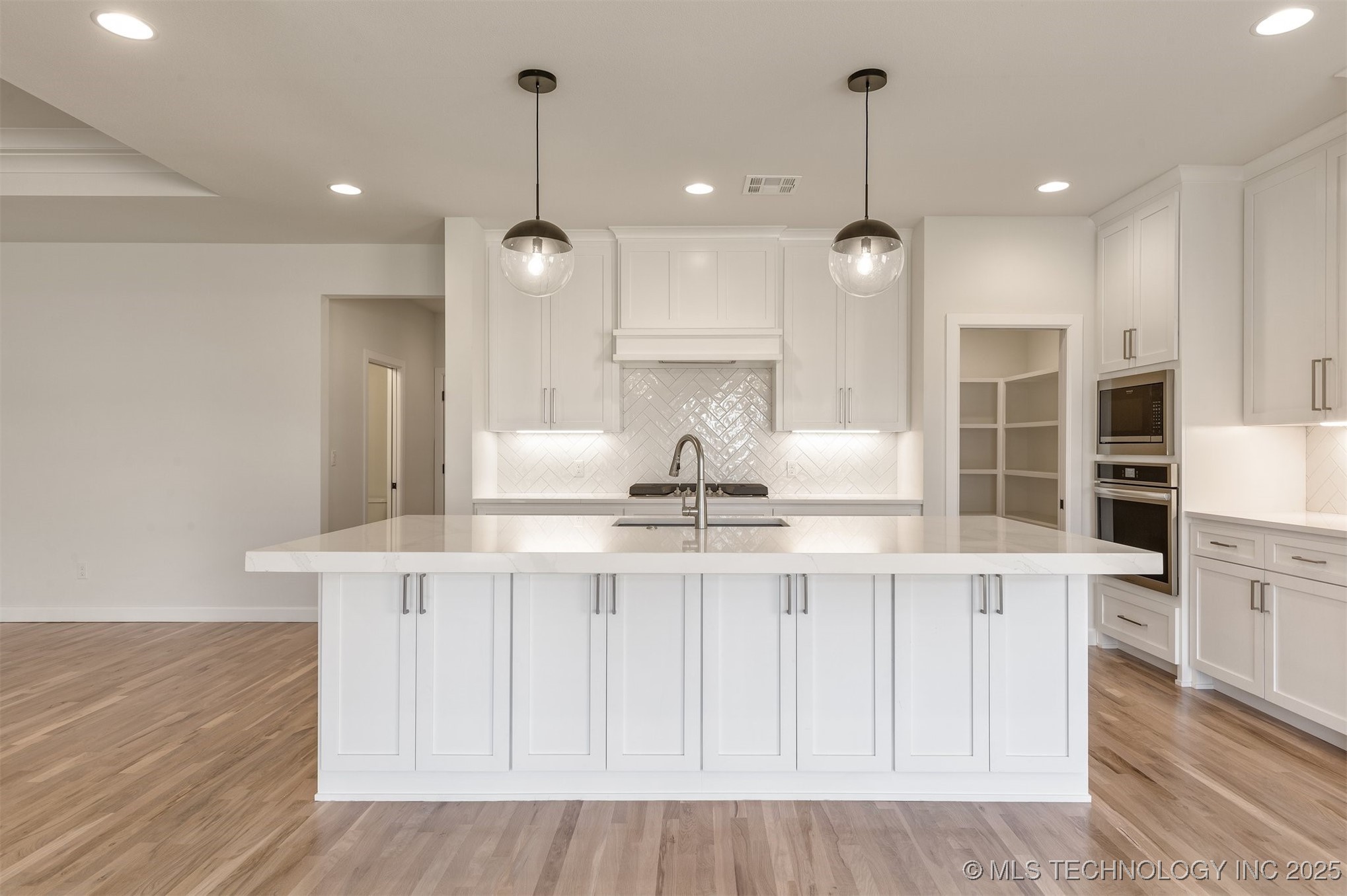 13703 S 21st Court