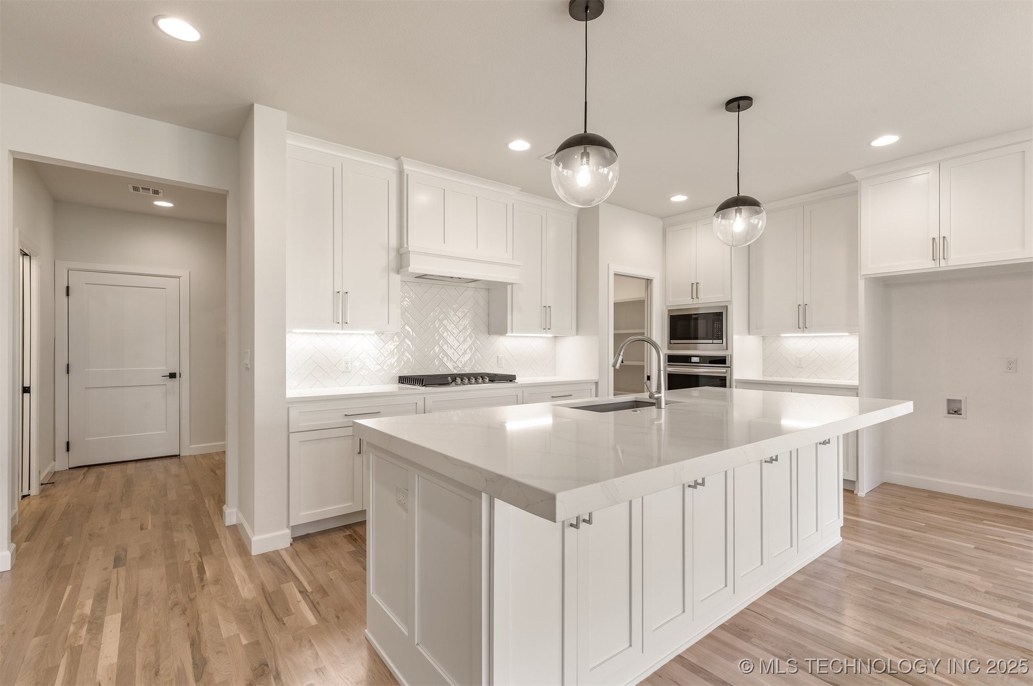 13703 S 21st Court