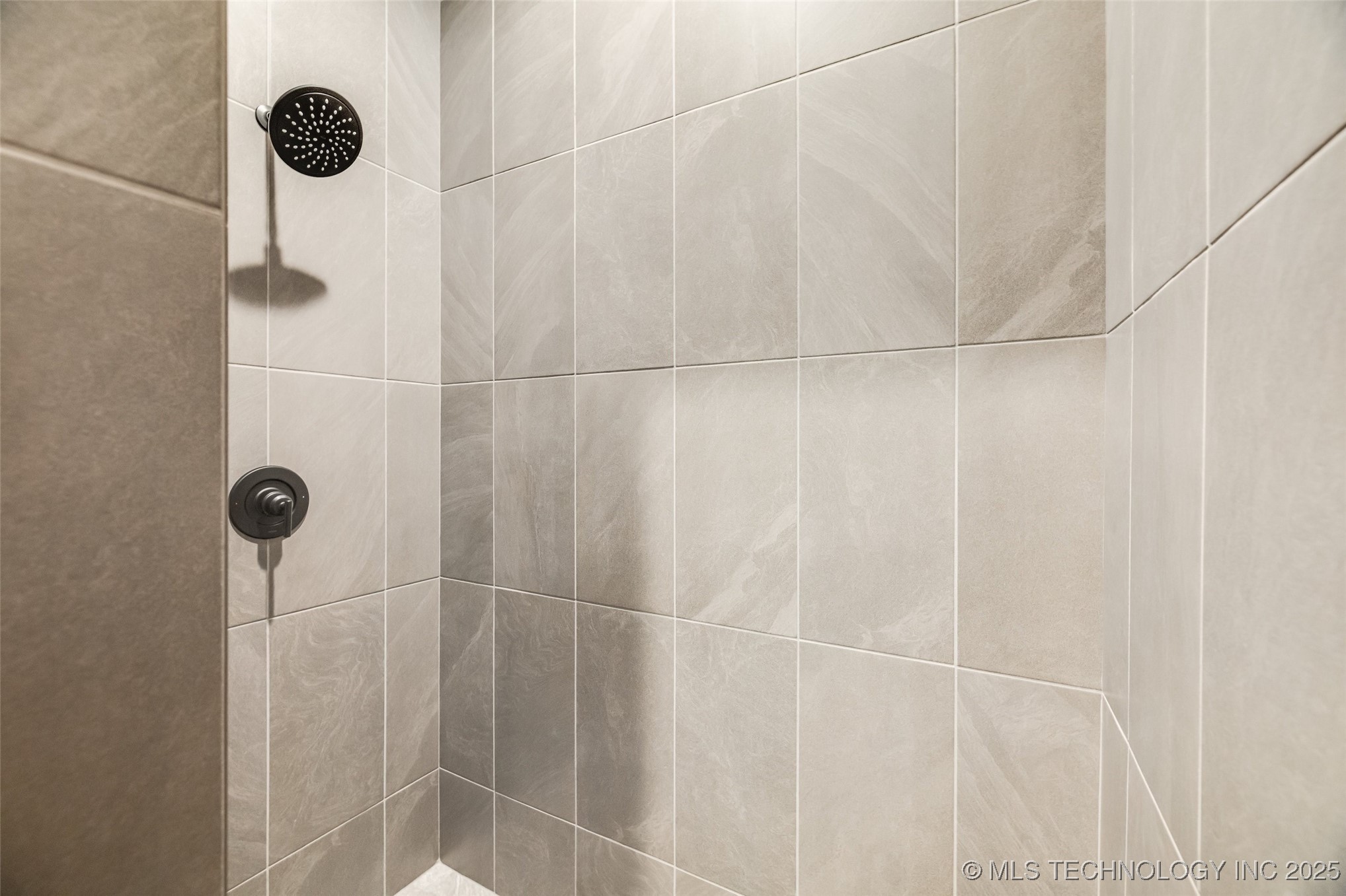 17644 E White Tail Cove