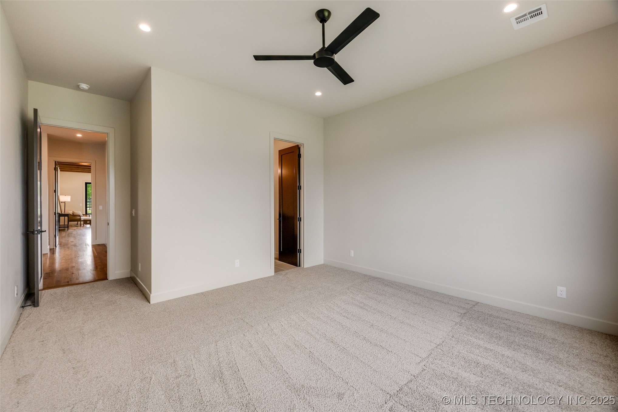 17644 E White Tail Cove