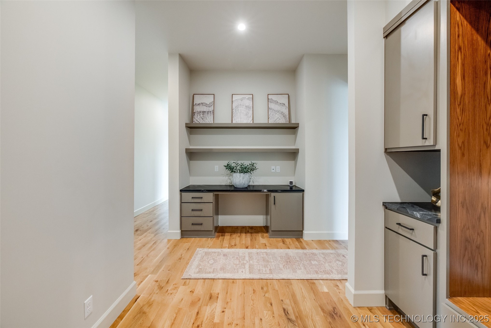 17644 E White Tail Cove