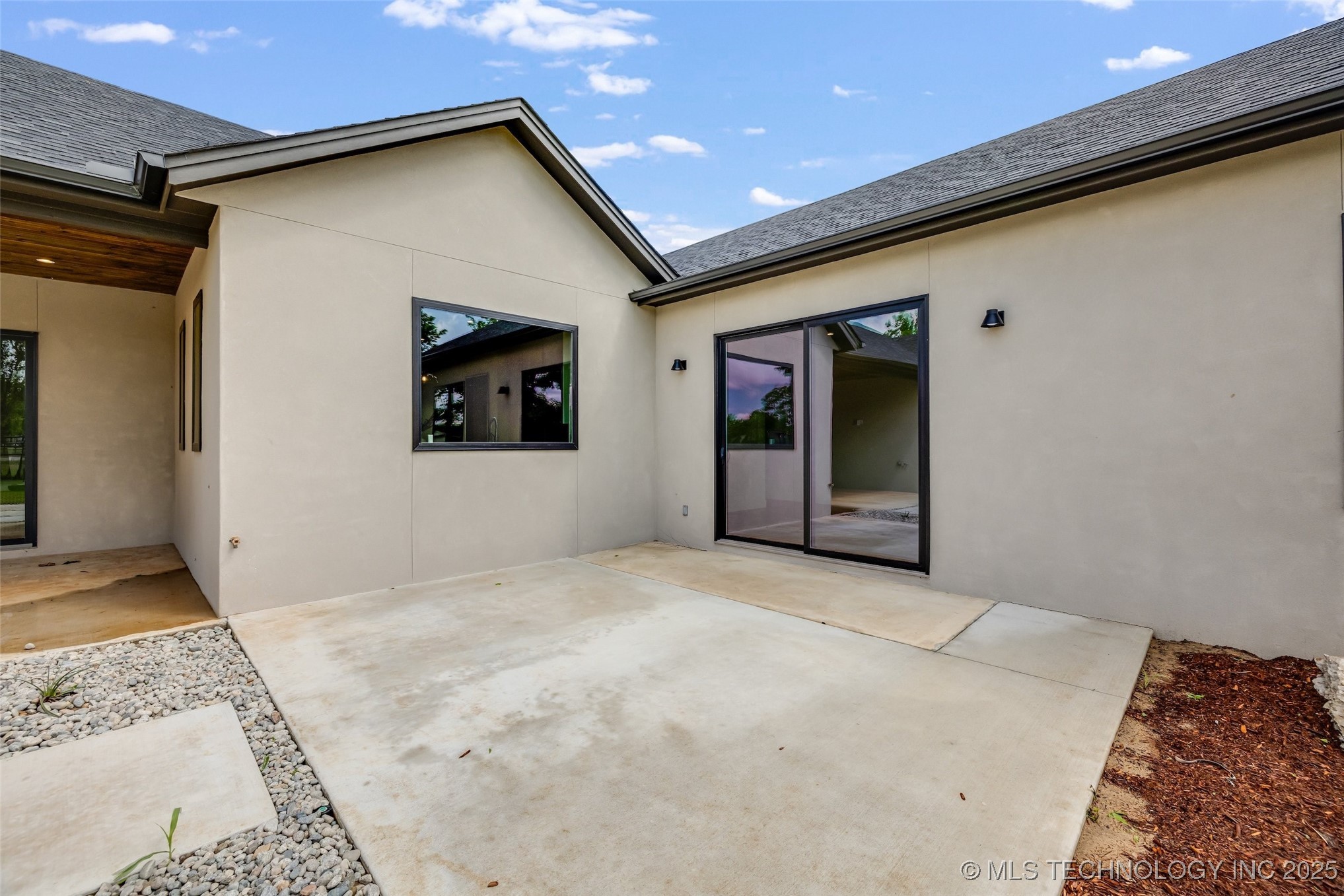 17644 E White Tail Cove