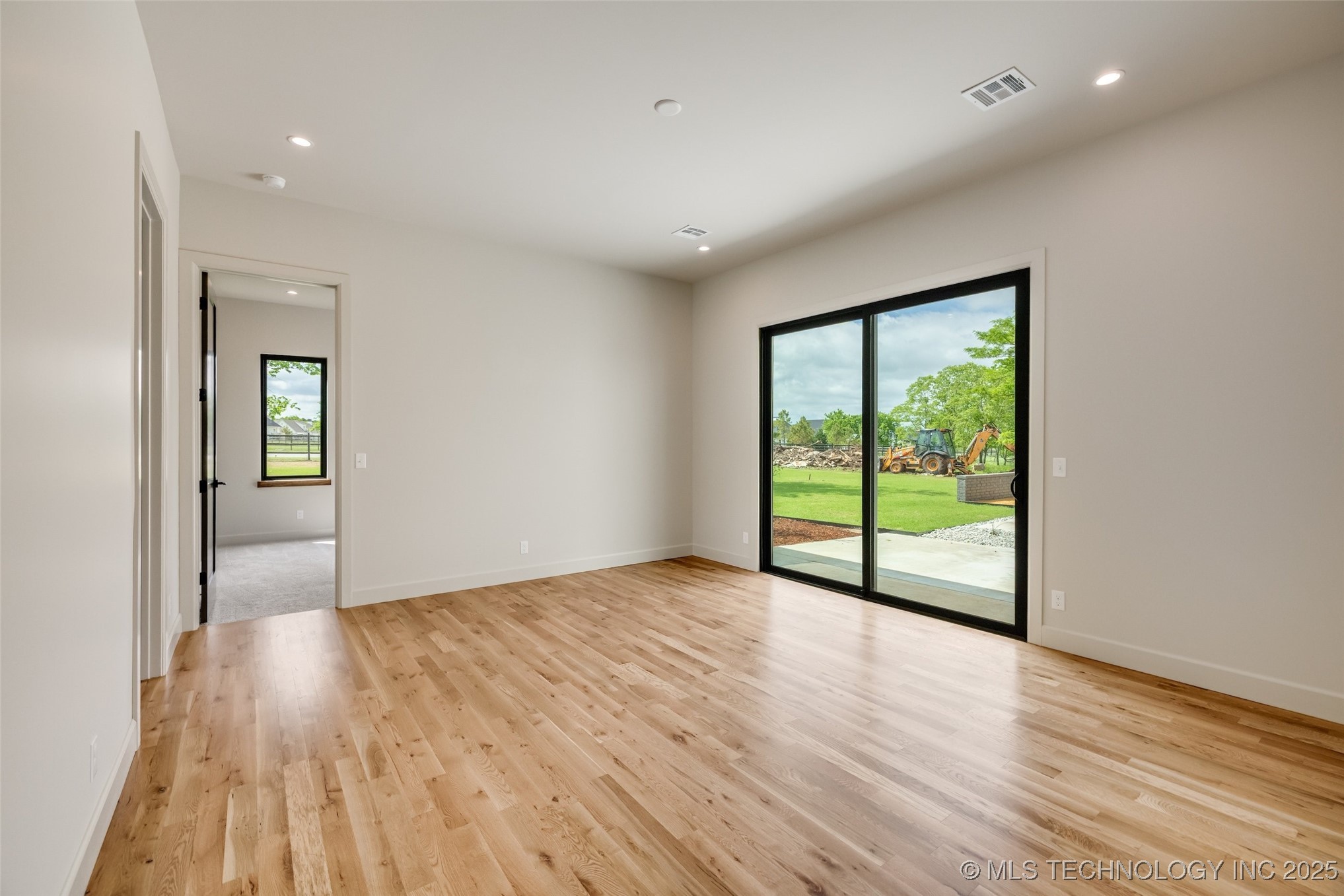 17644 E White Tail Cove