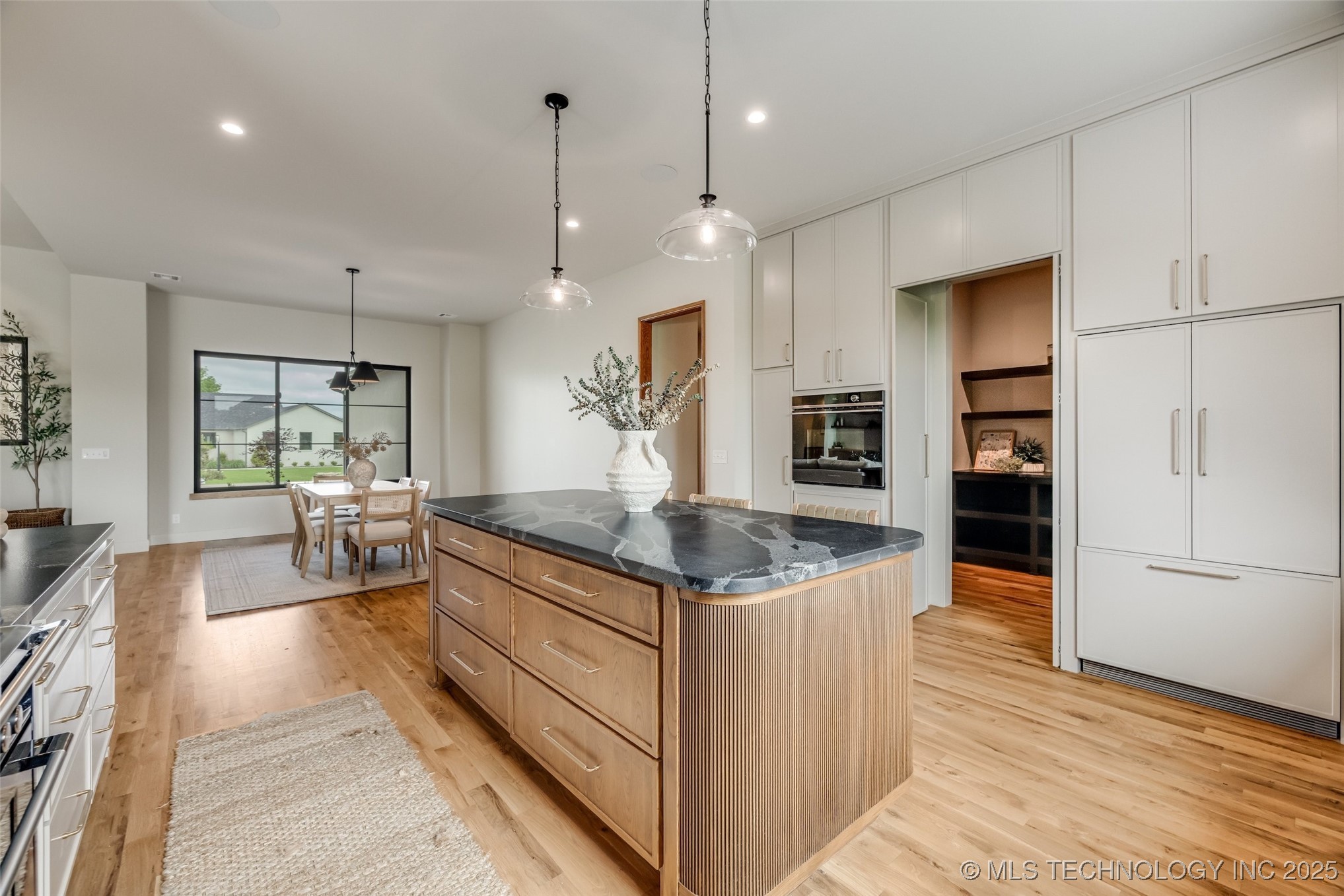 17644 E White Tail Cove