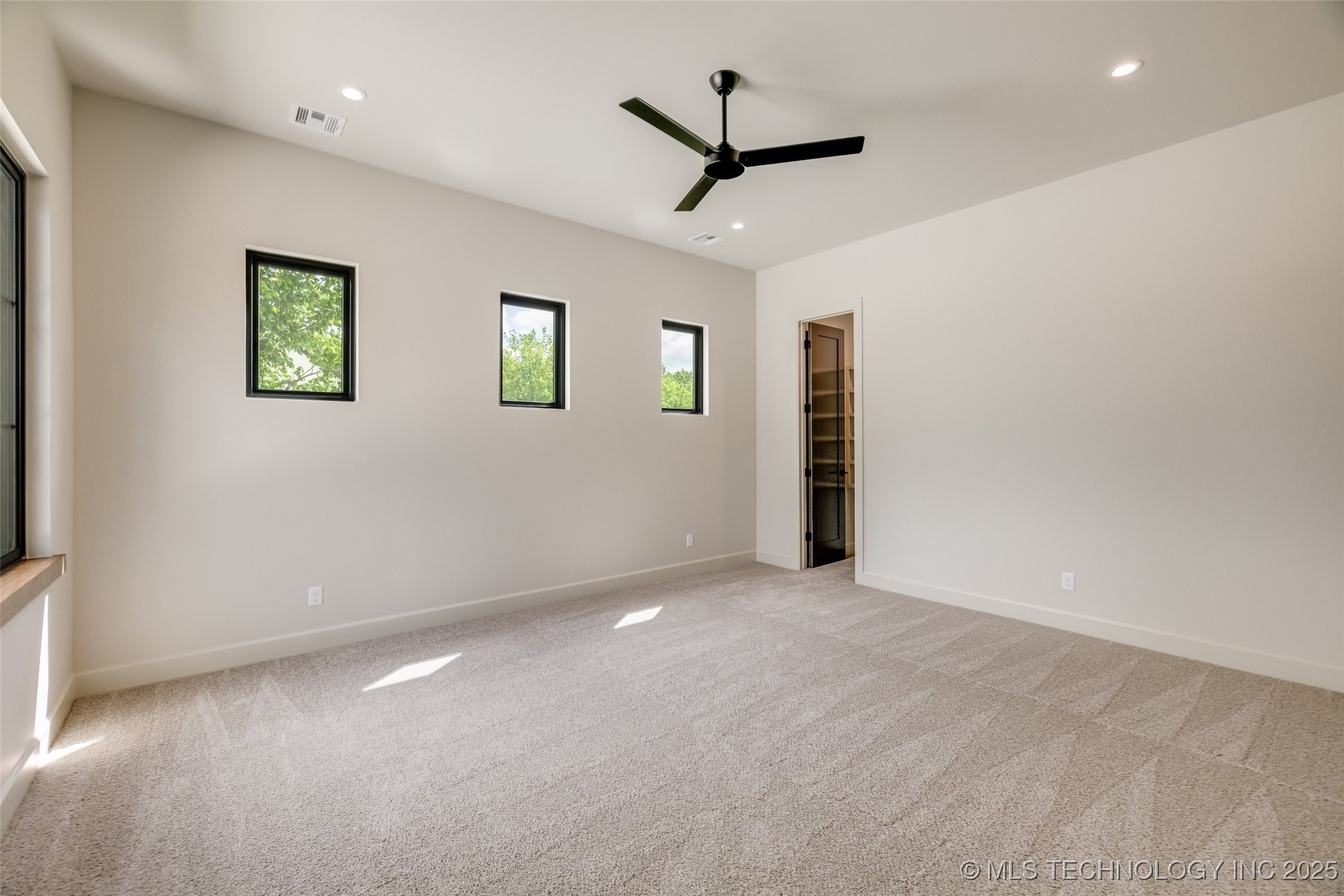 17644 E White Tail Cove