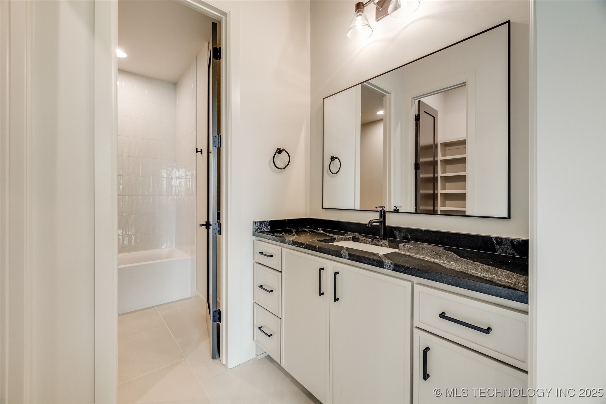 17644 E White Tail Cove