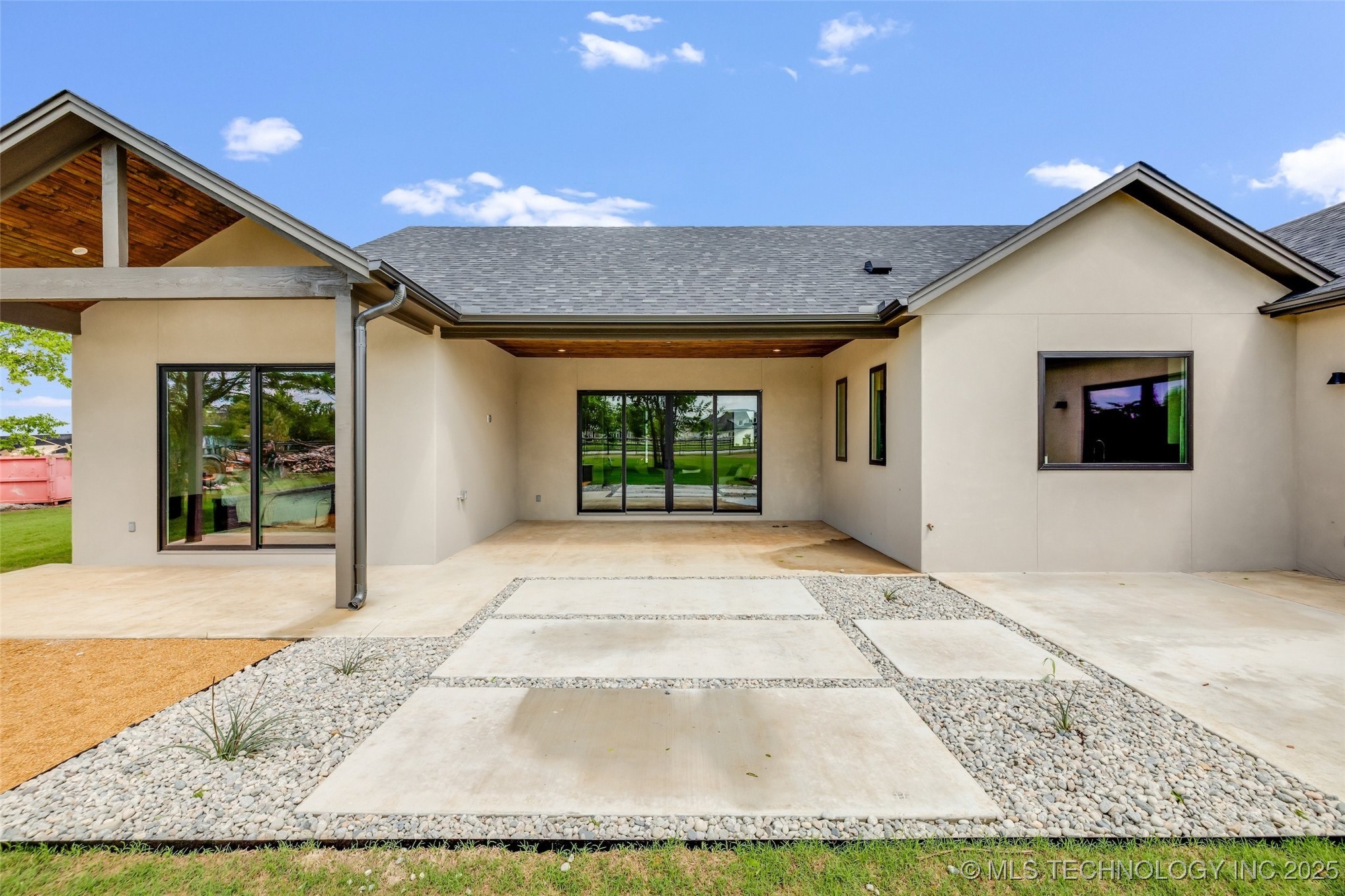 17644 E White Tail Cove