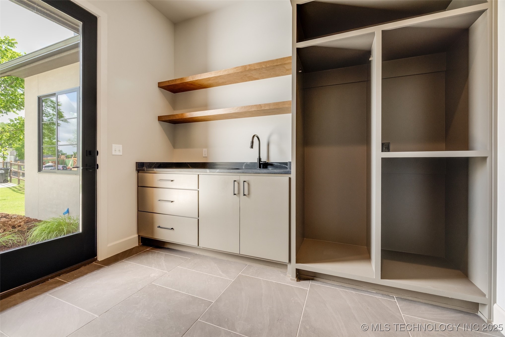 17644 E White Tail Cove