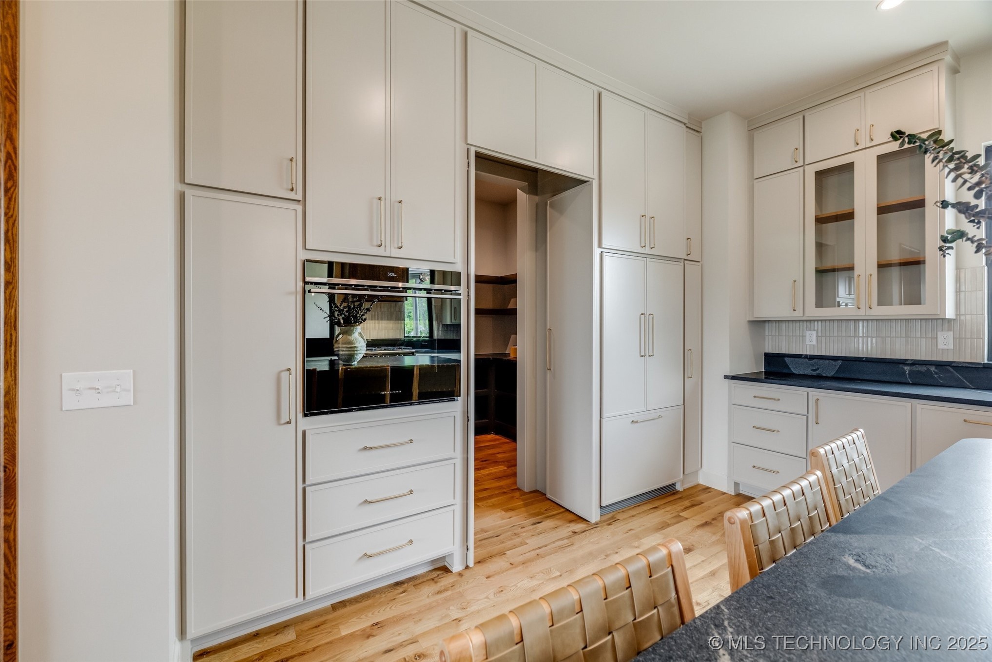 17644 E White Tail Cove