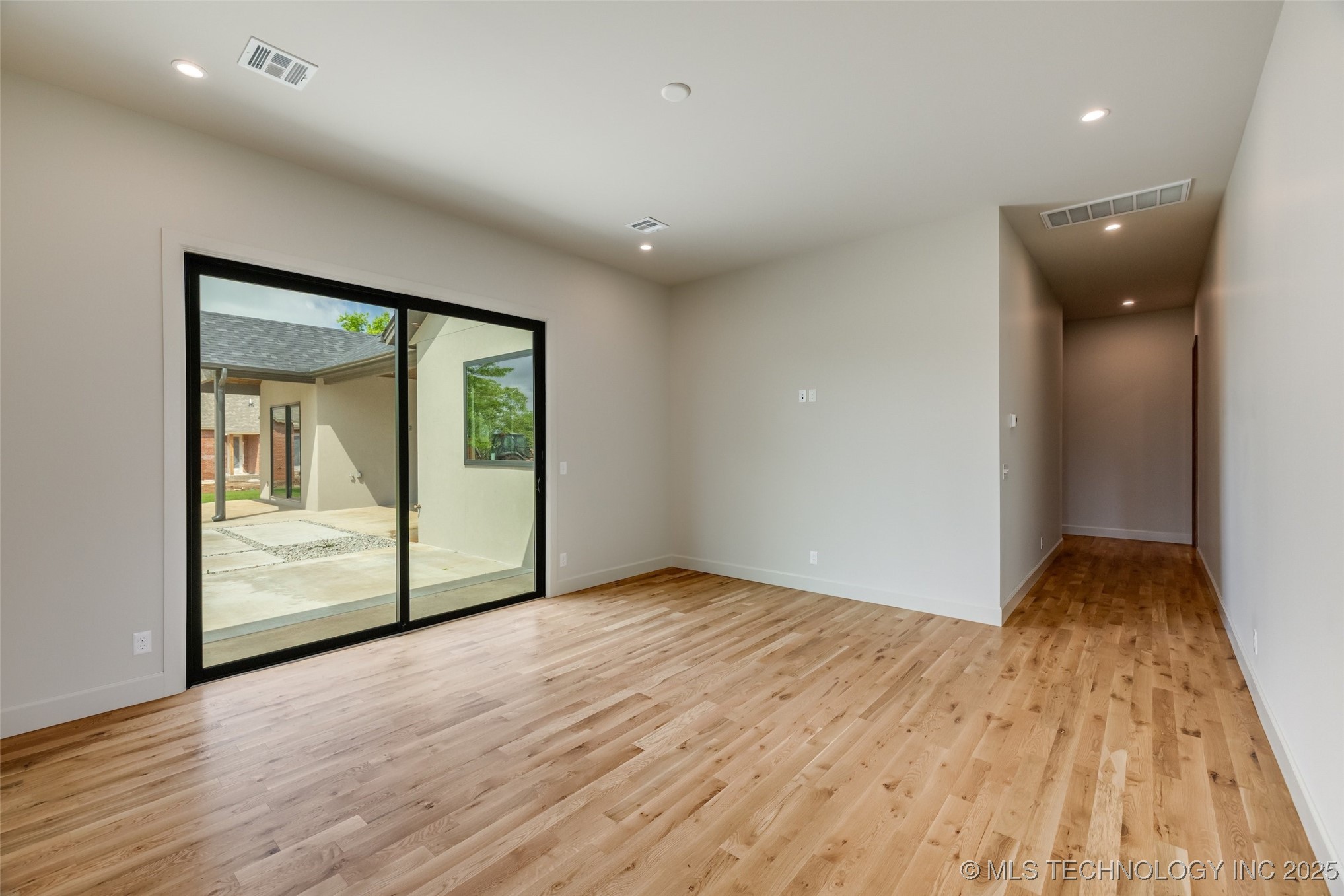 17644 E White Tail Cove