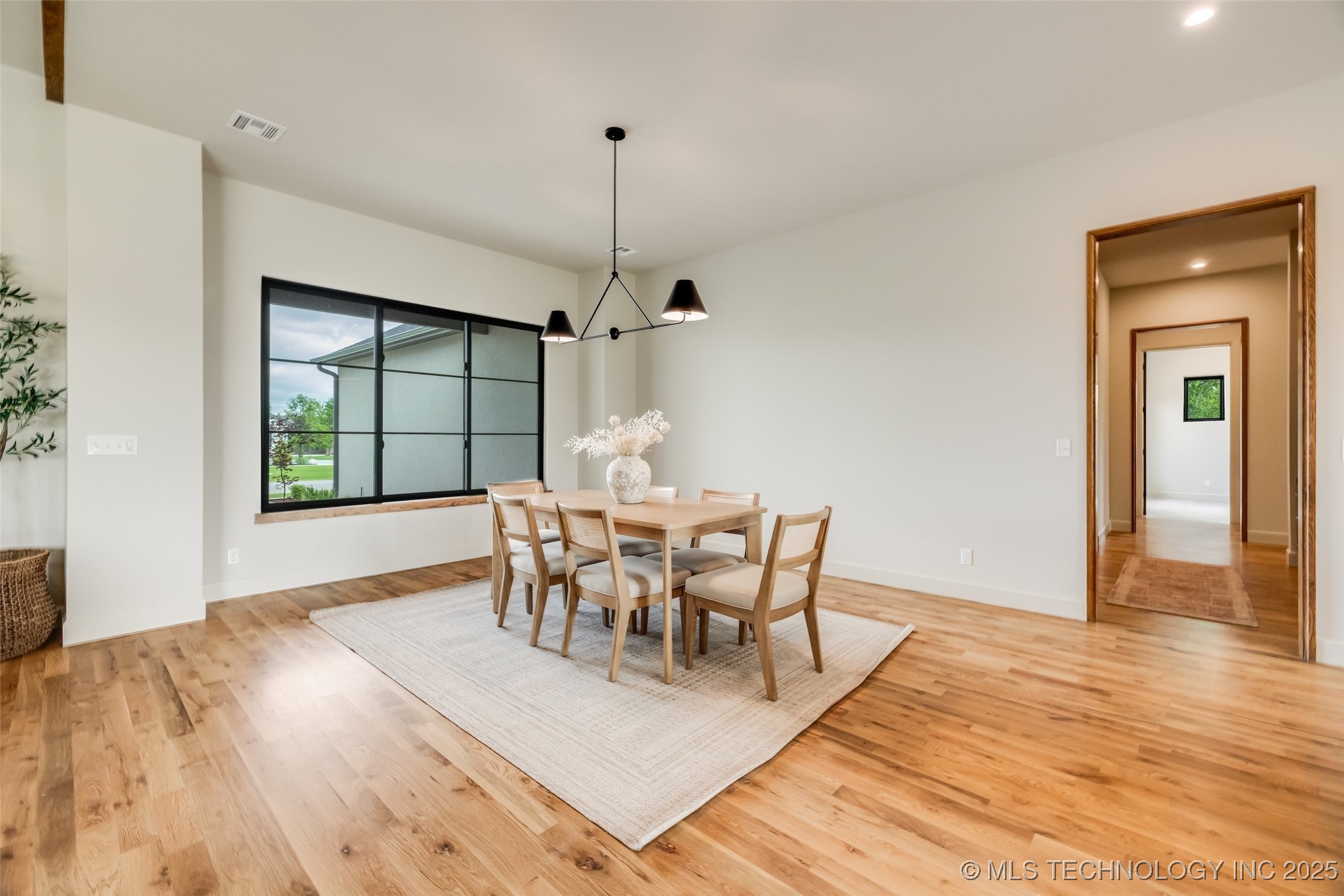 17644 E White Tail Cove