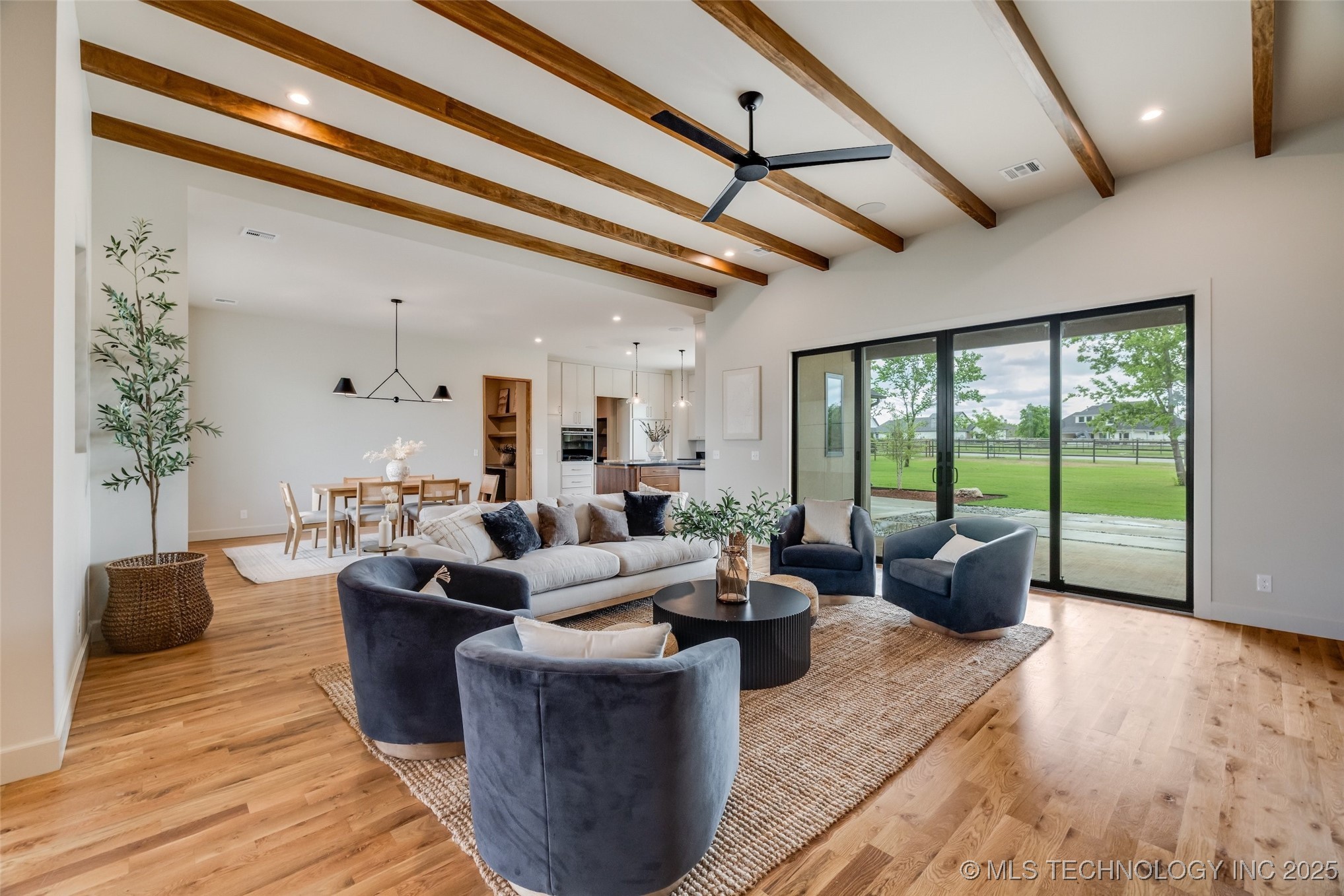 17644 E White Tail Cove