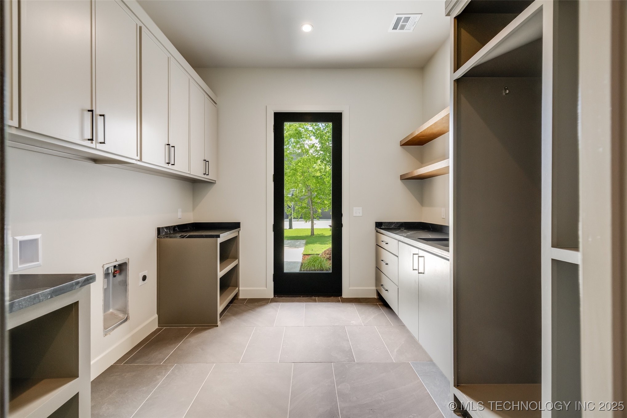 17644 E White Tail Cove