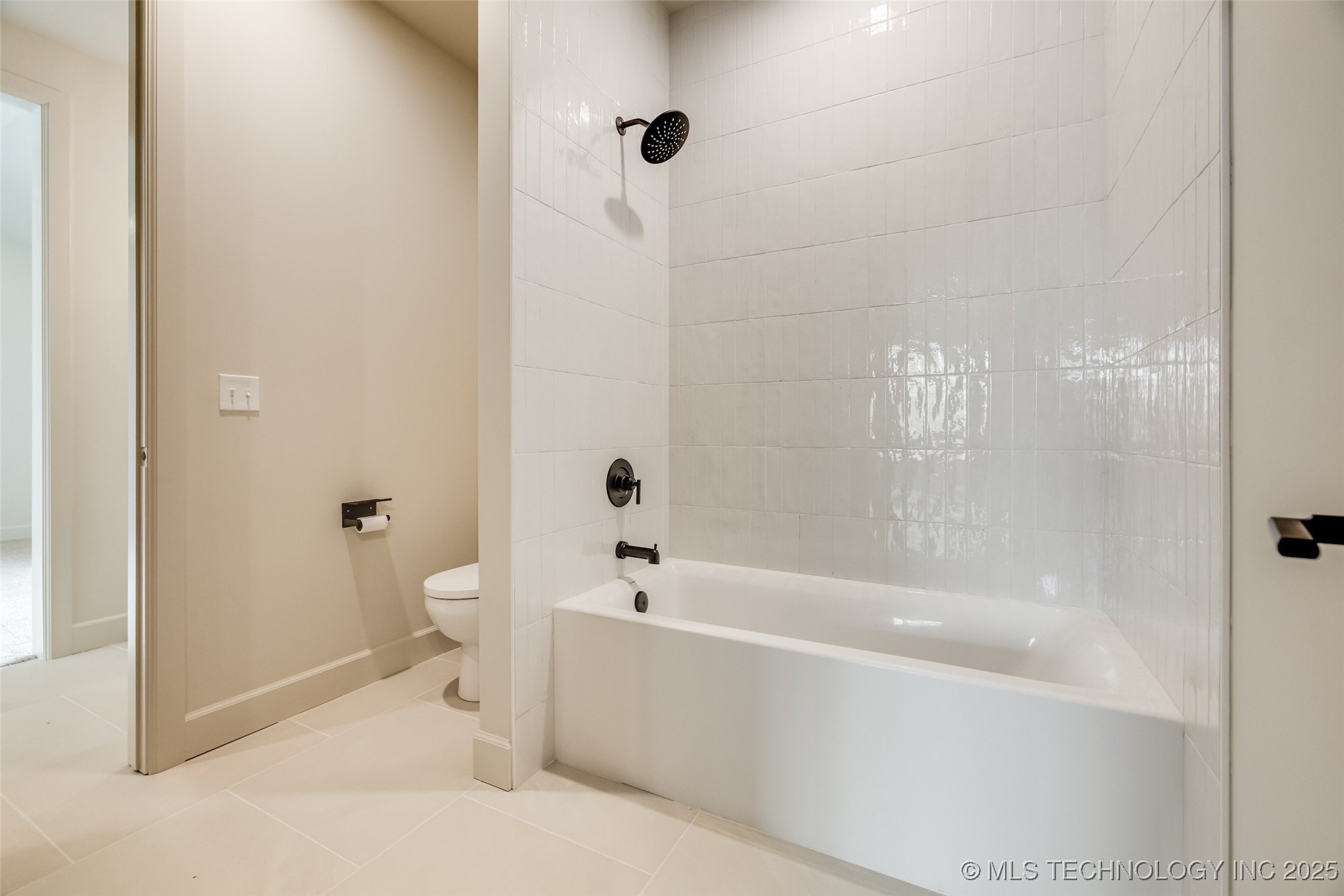 17644 E White Tail Cove