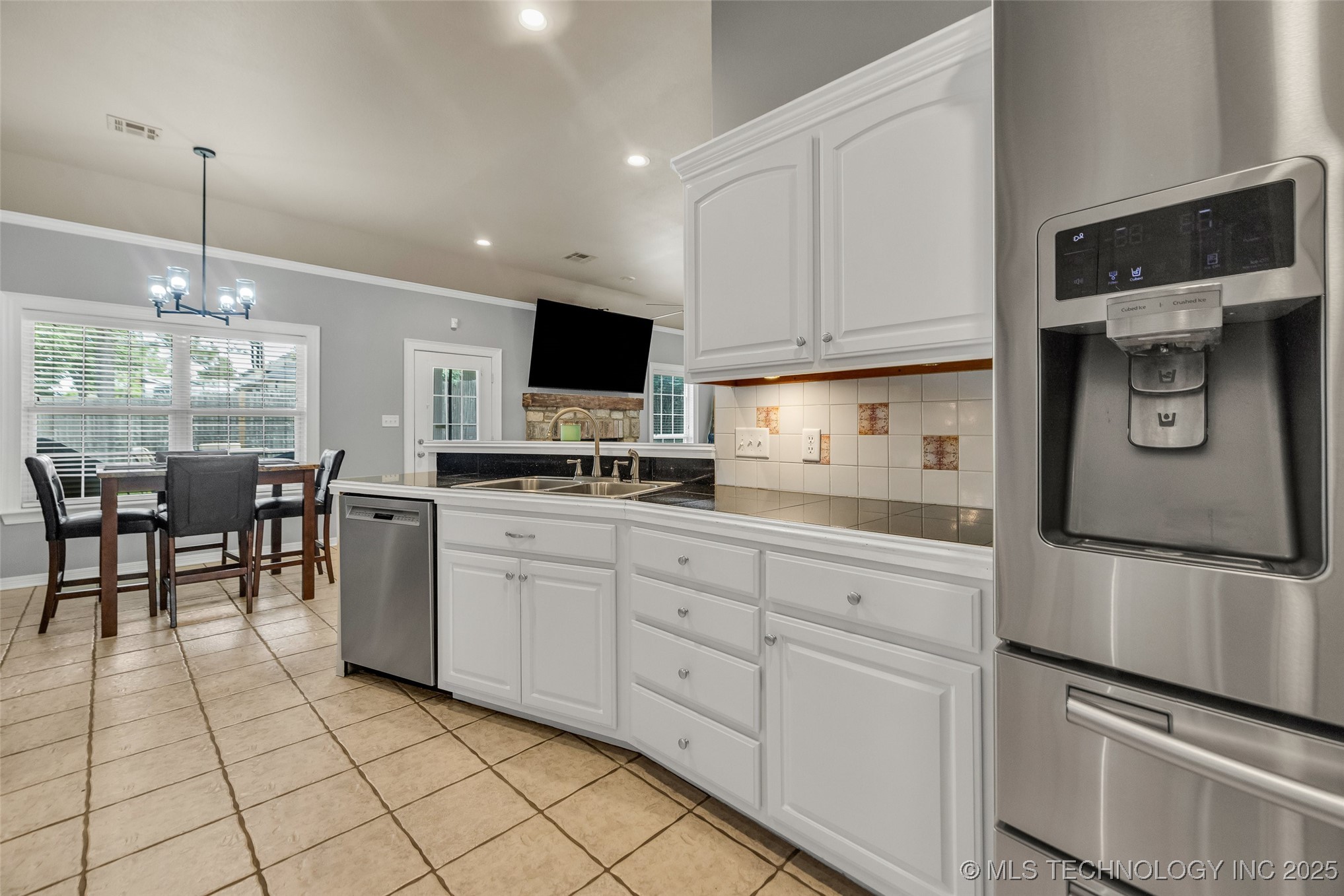 11521 S Locust Avenue