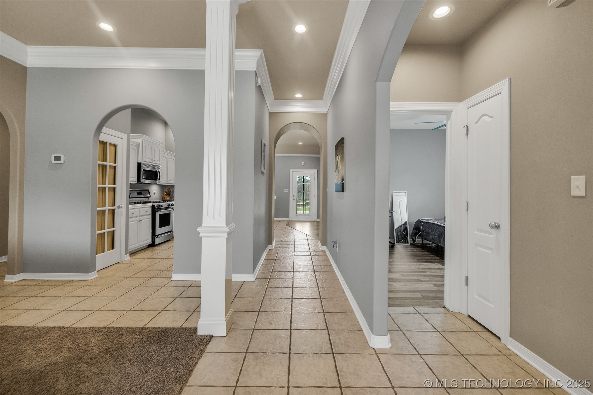 11521 S Locust Avenue