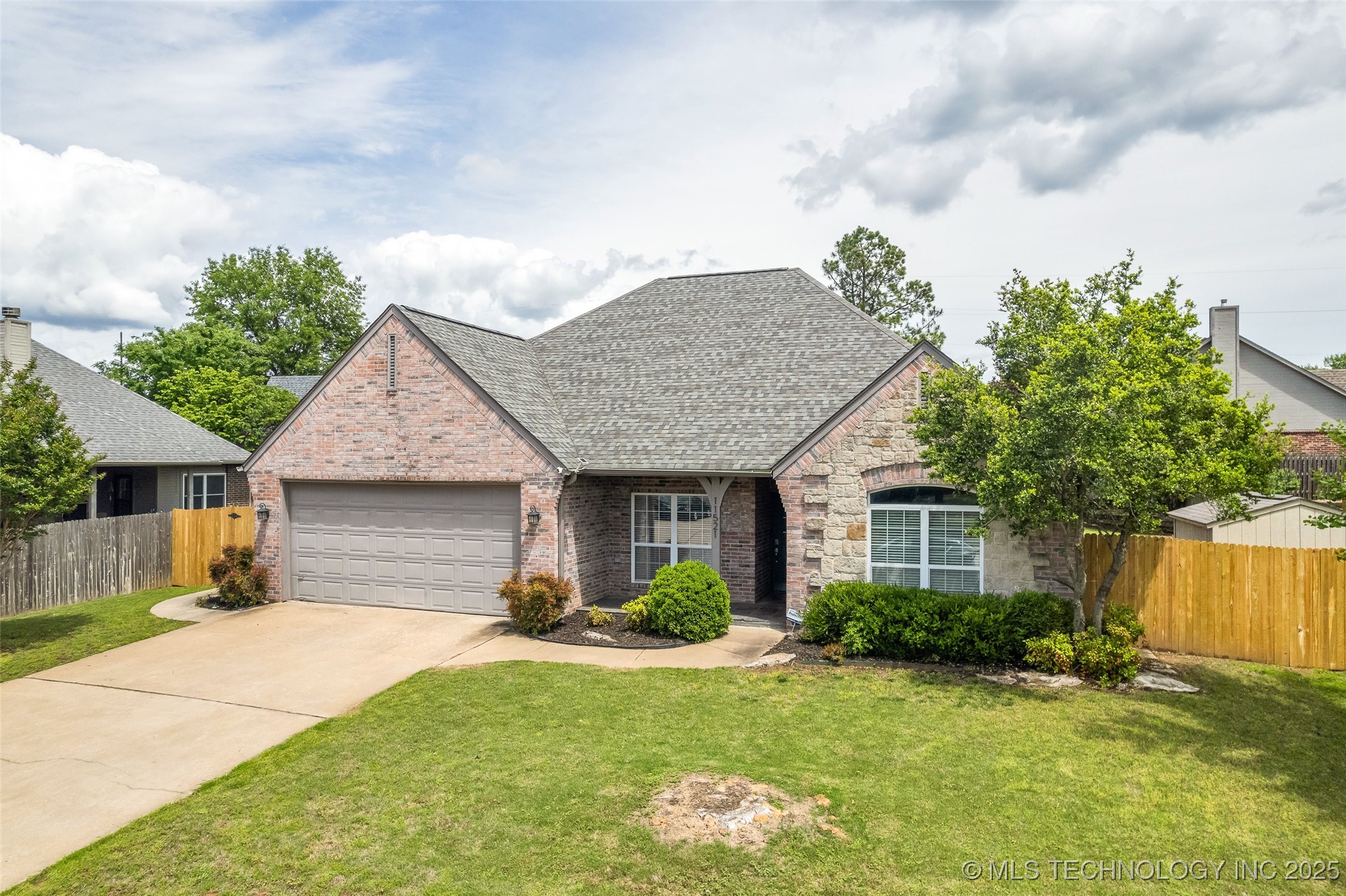 11521 S Locust Avenue