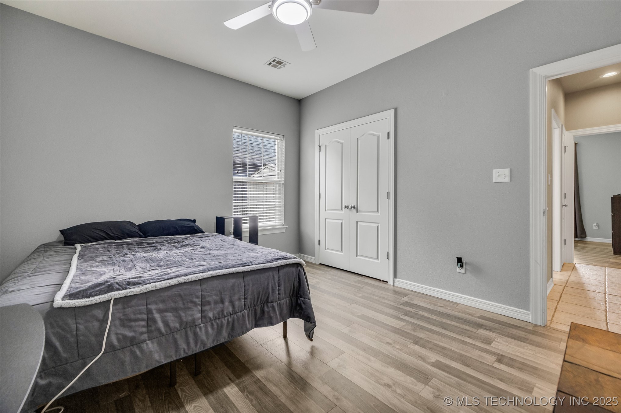 11521 S Locust Avenue