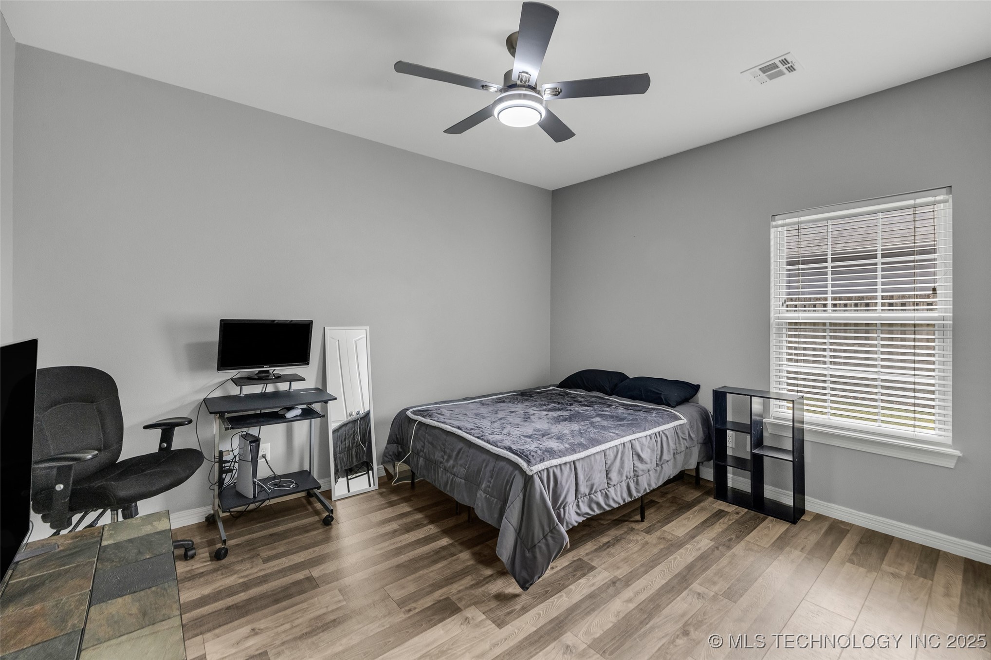 11521 S Locust Avenue