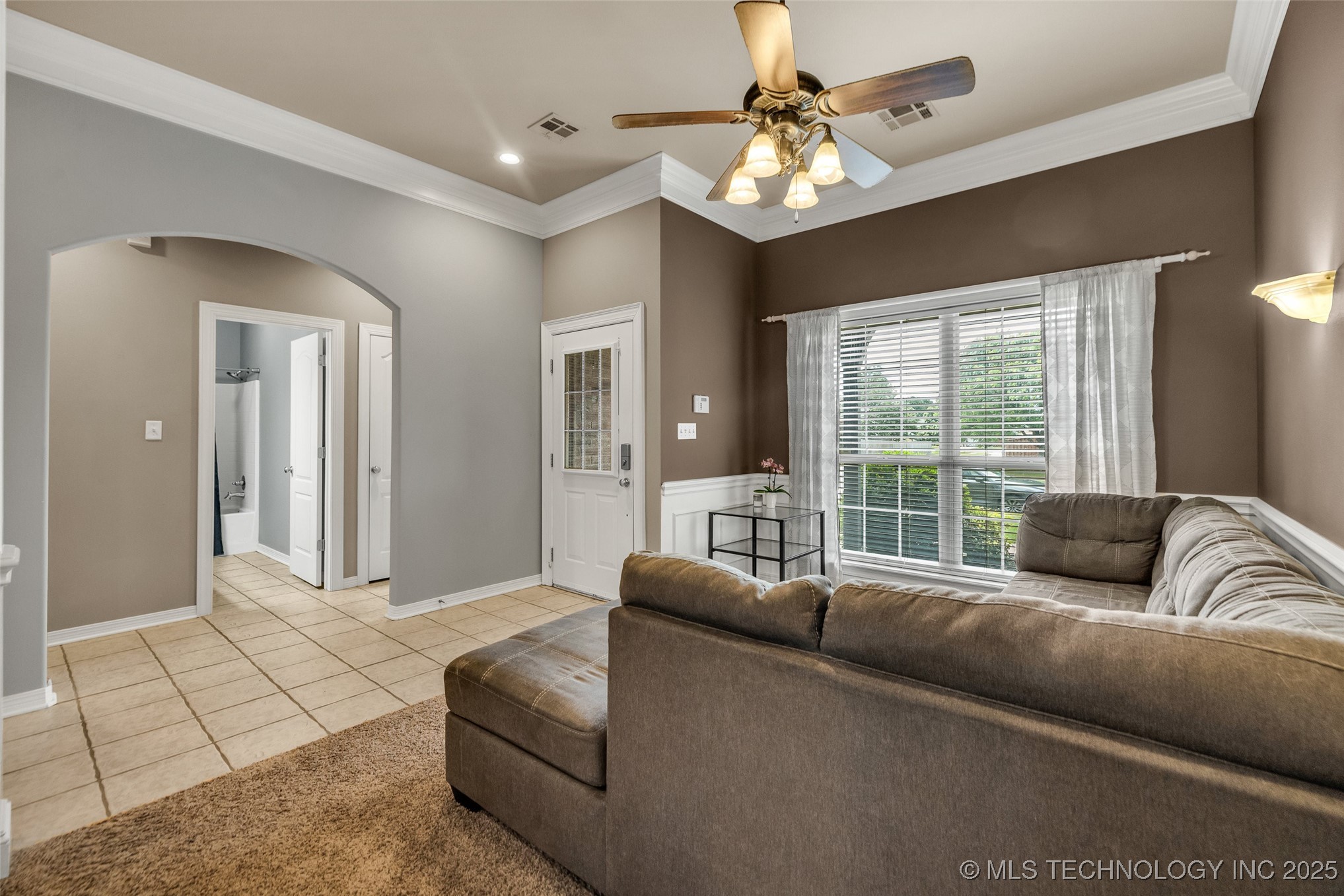 11521 S Locust Avenue