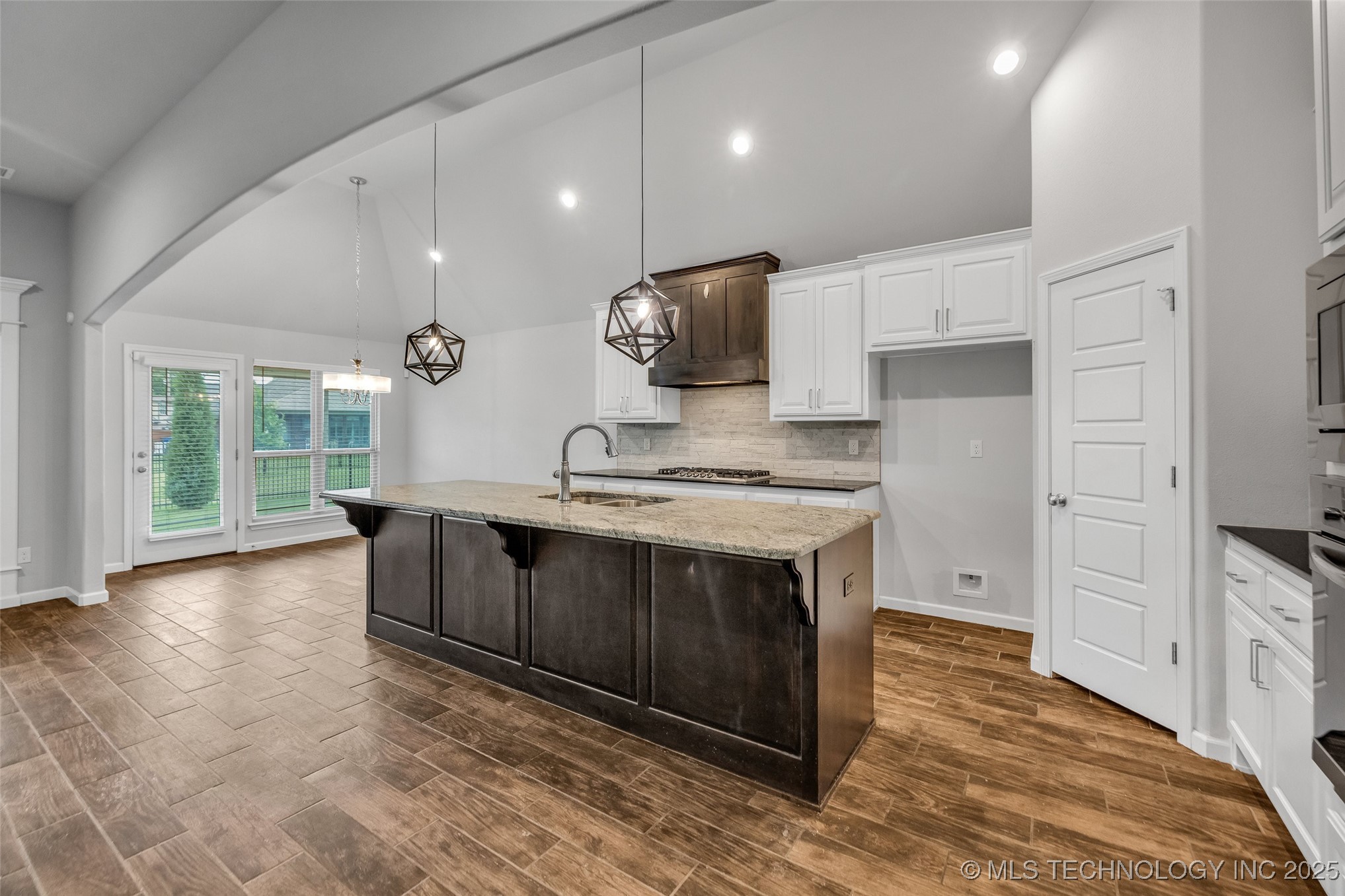 3000 W Edgewater Street