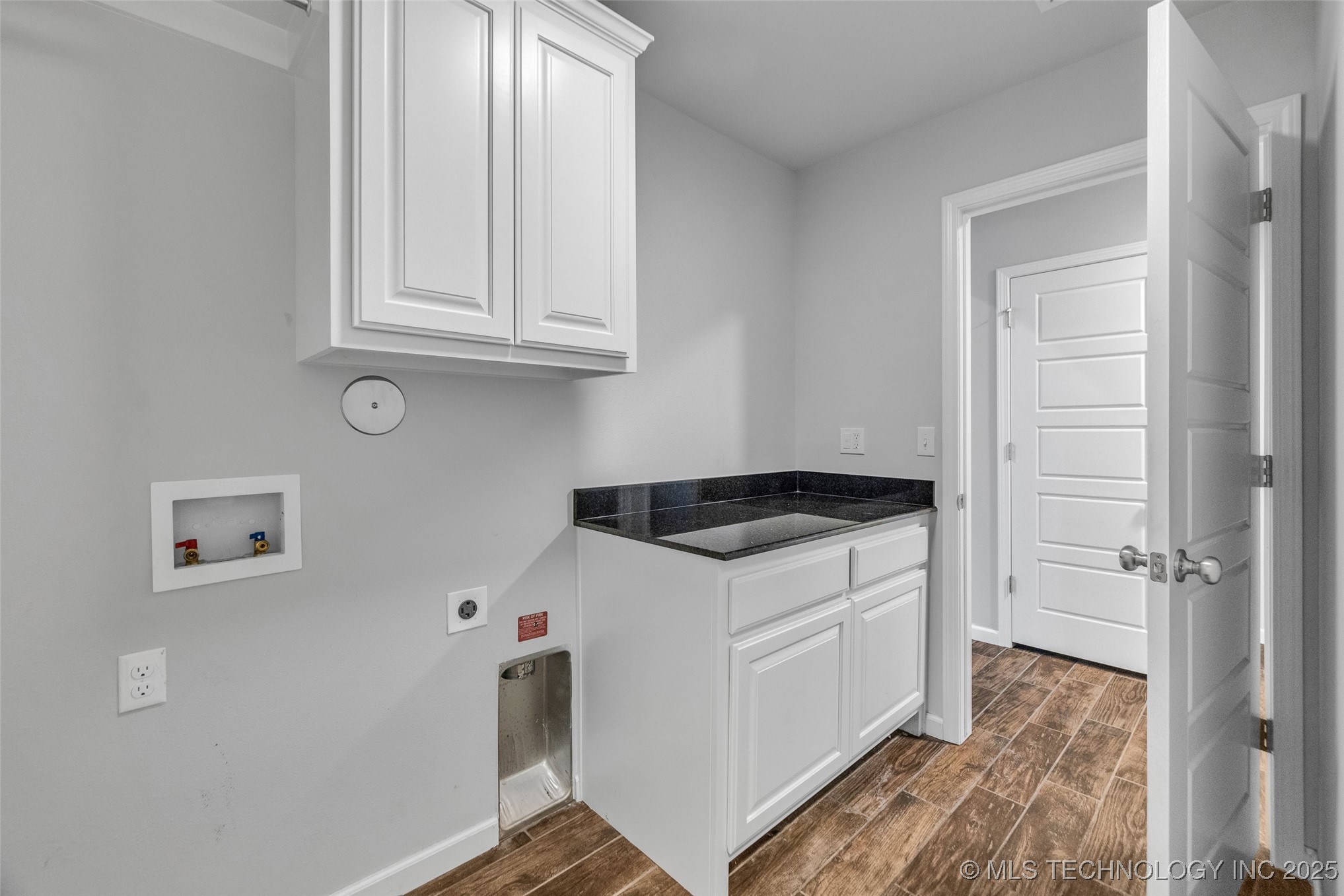 3000 W Edgewater Street