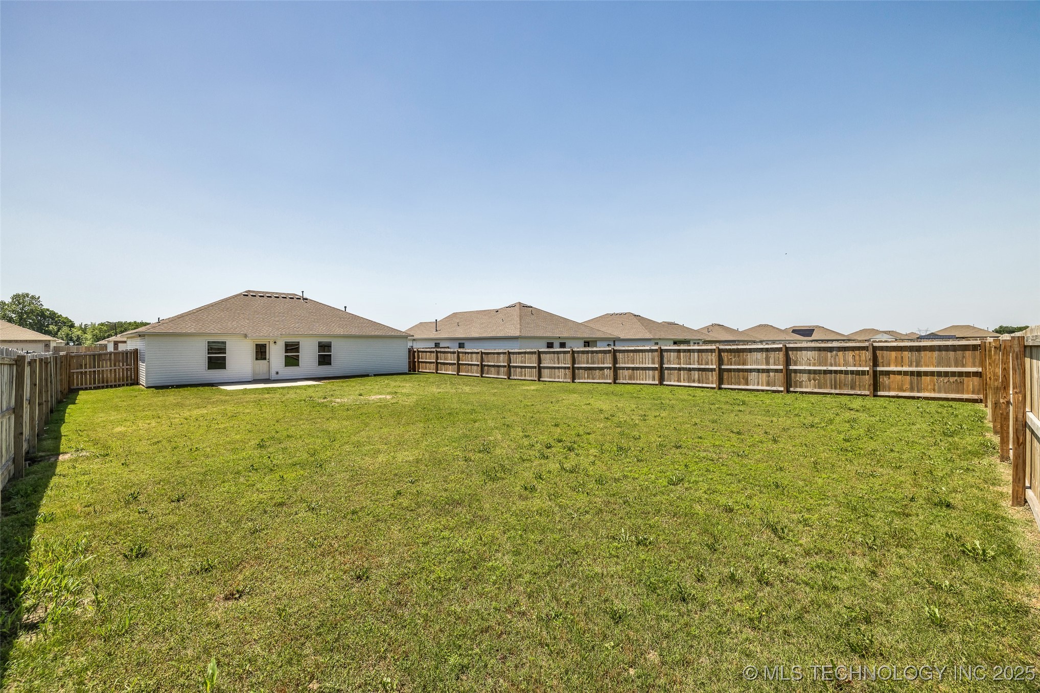23585 E 114th Court