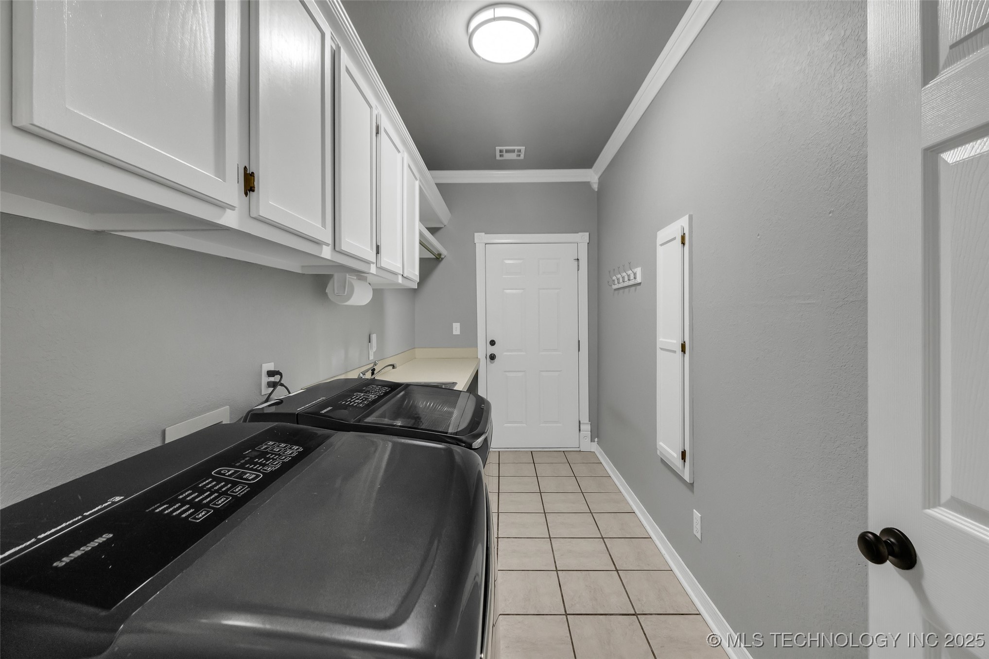 604 E Albuquerque Street