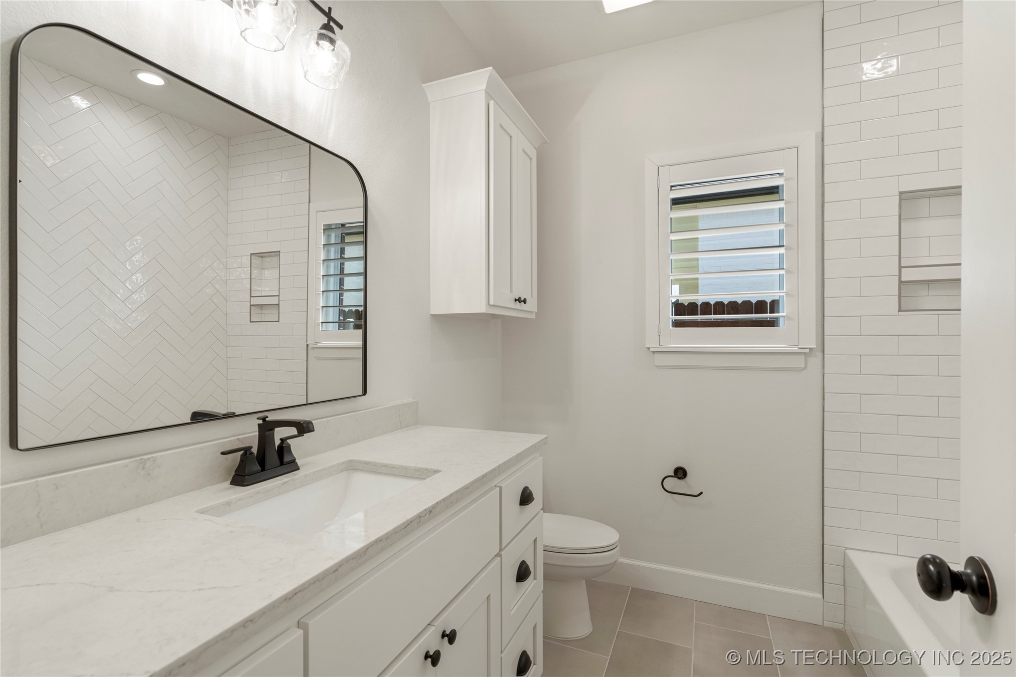 2978 E 146th Street S