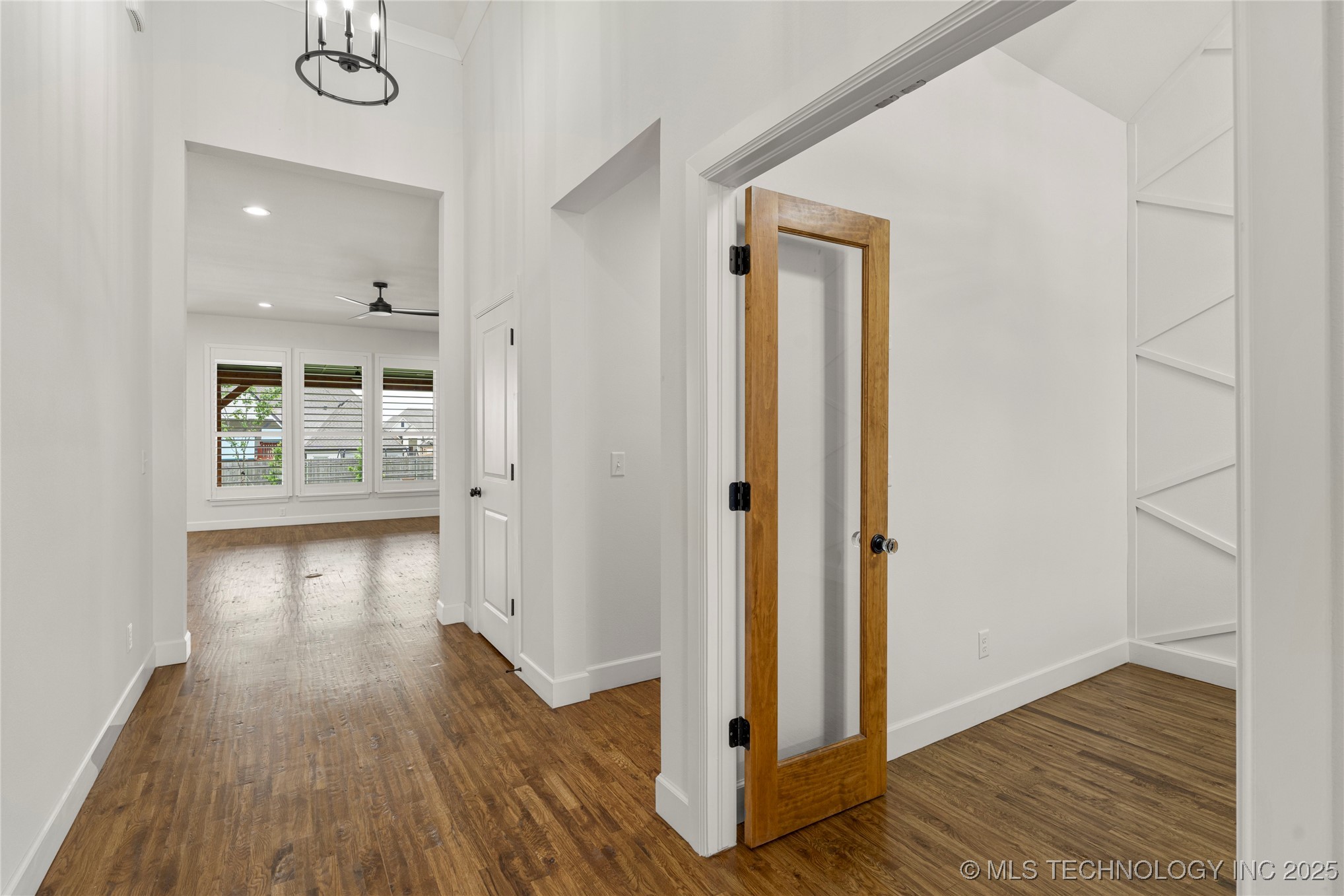 2978 E 146th Street S