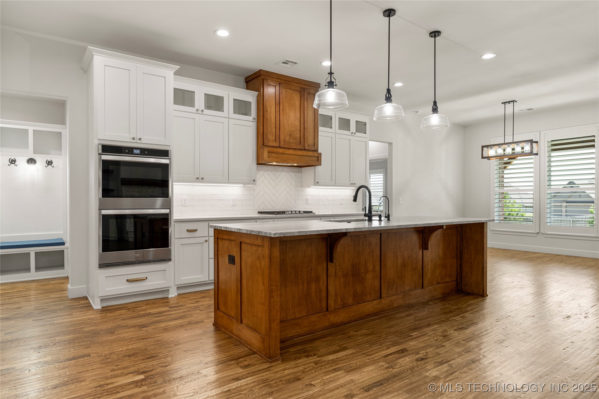 2978 E 146th Street S