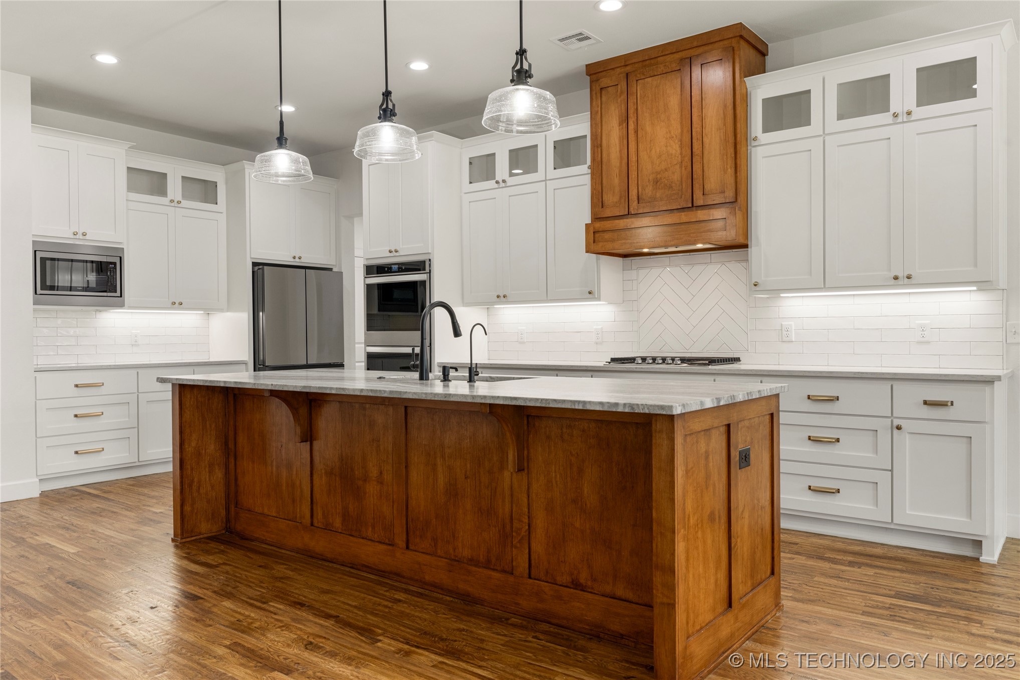 2978 E 146th Street S