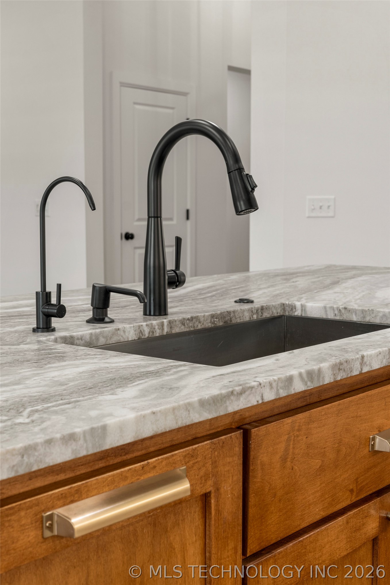 2978 E 146th Street S