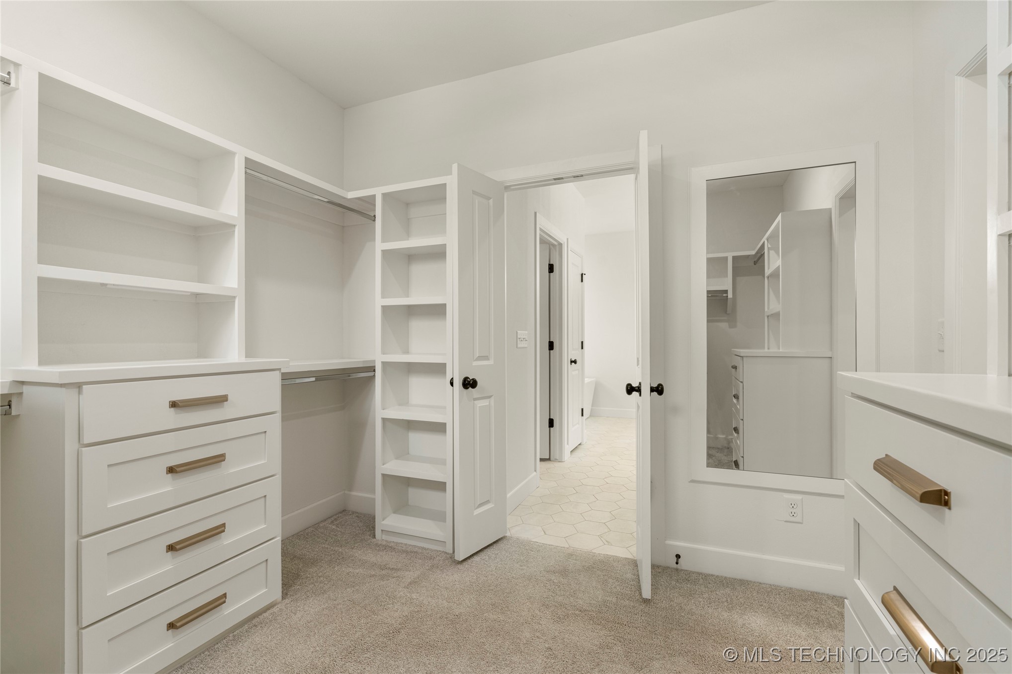 2978 E 146th Street S