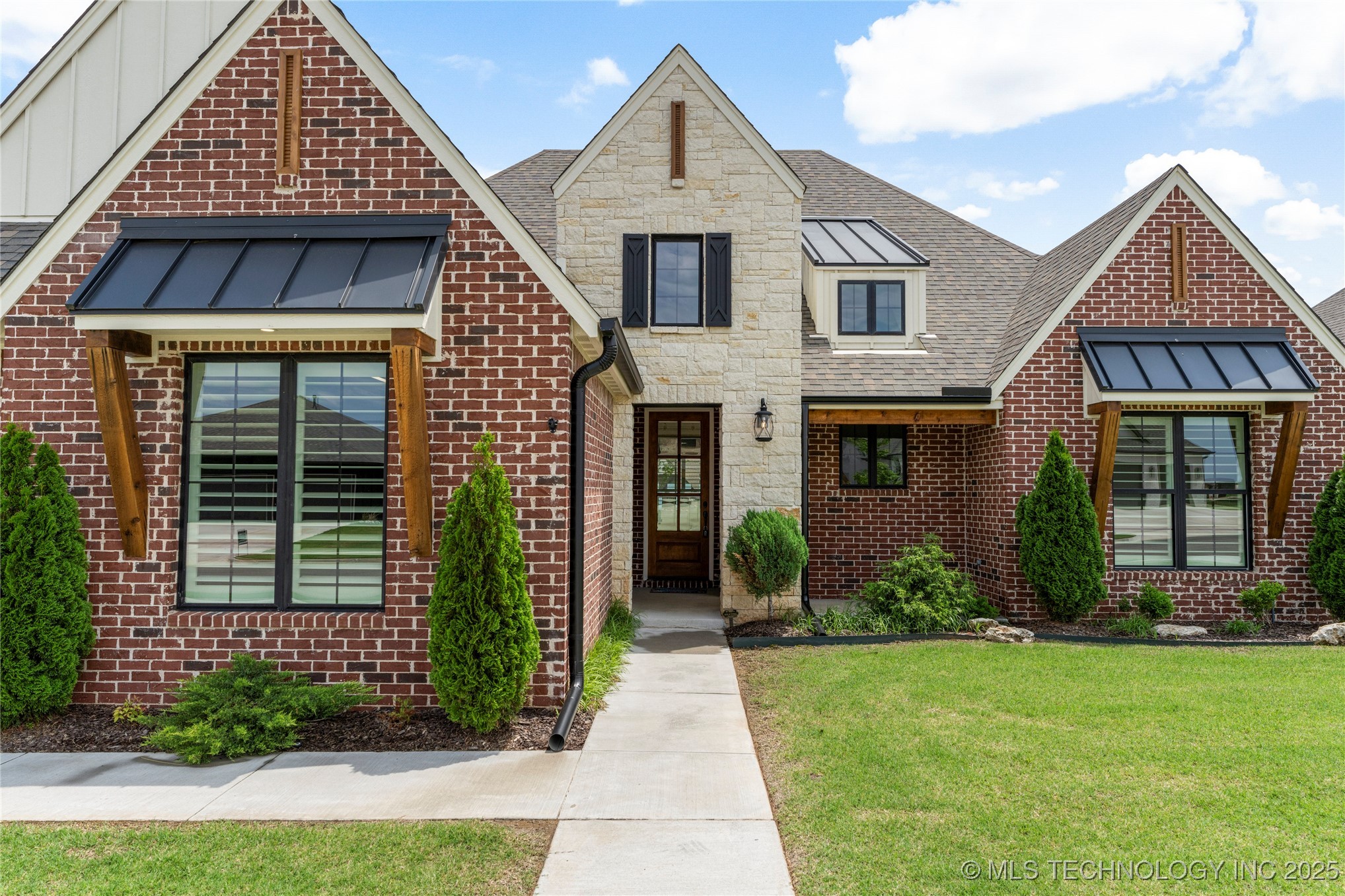 2978 E 146th Street S