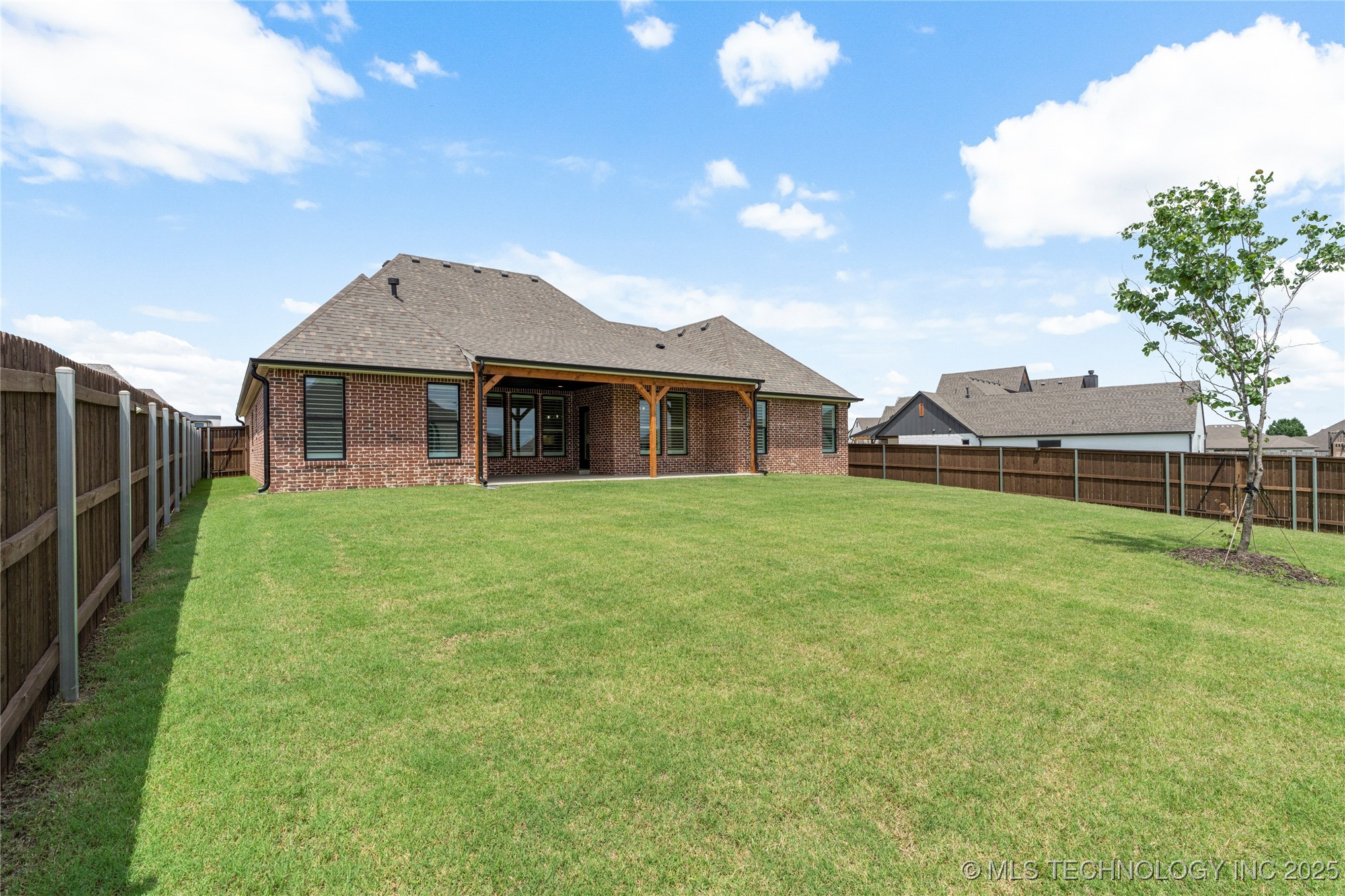 2978 E 146th Street S