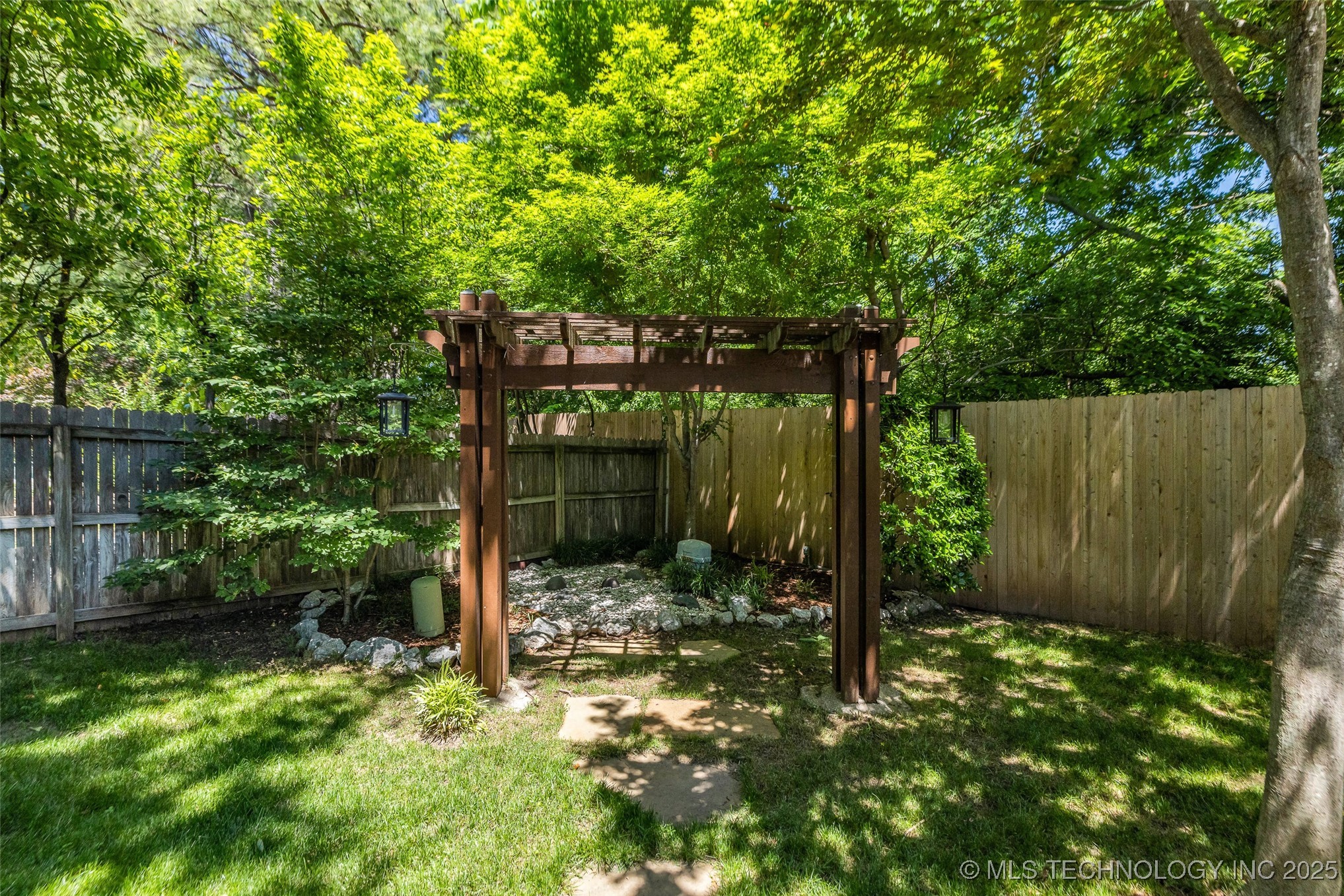 8515 S Canton Avenue