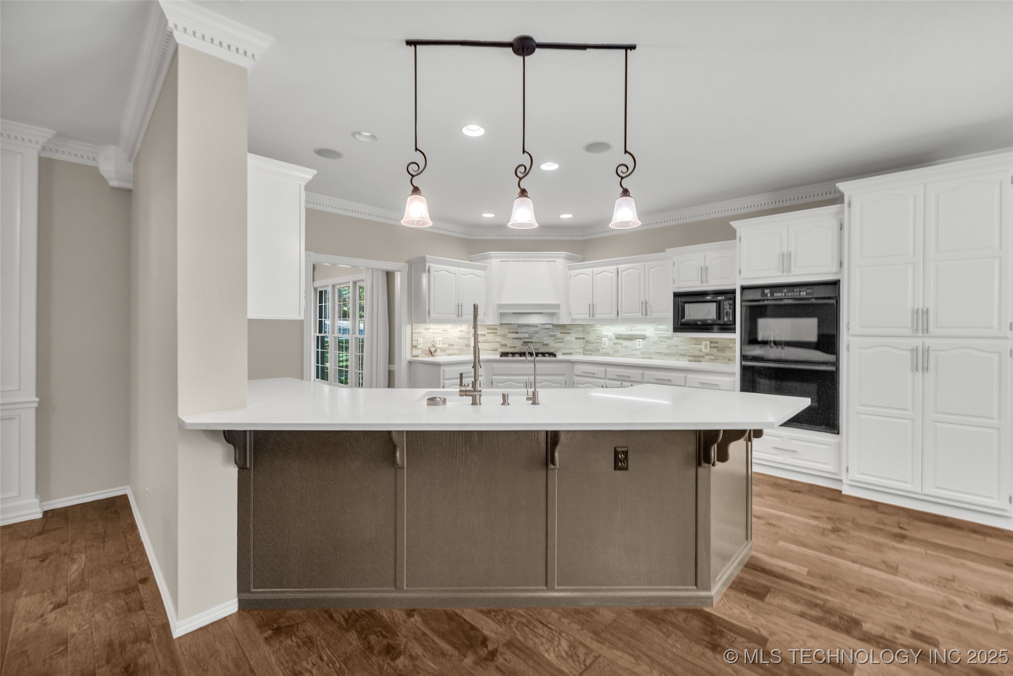 8515 S Canton Avenue