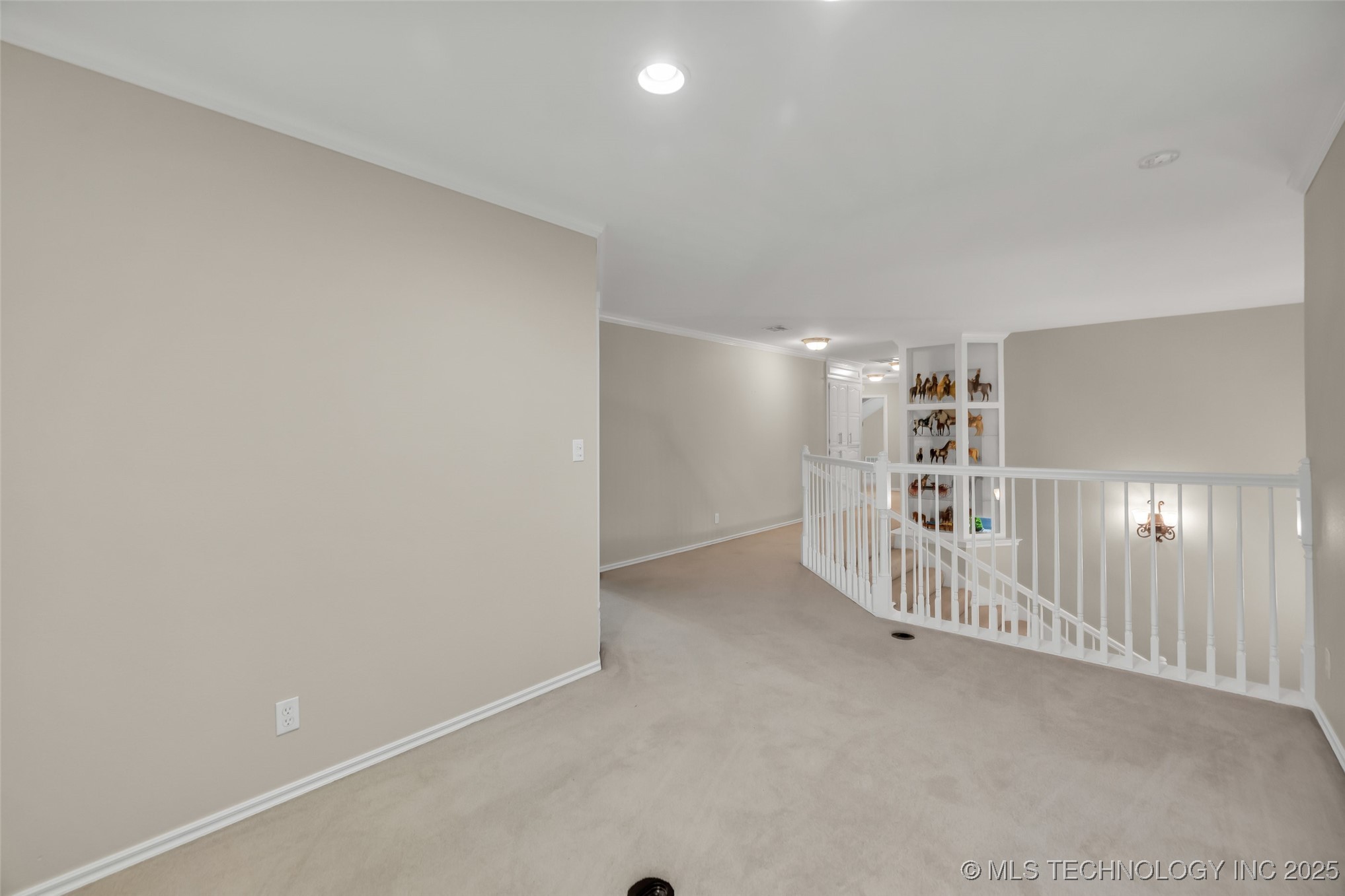 8515 S Canton Avenue