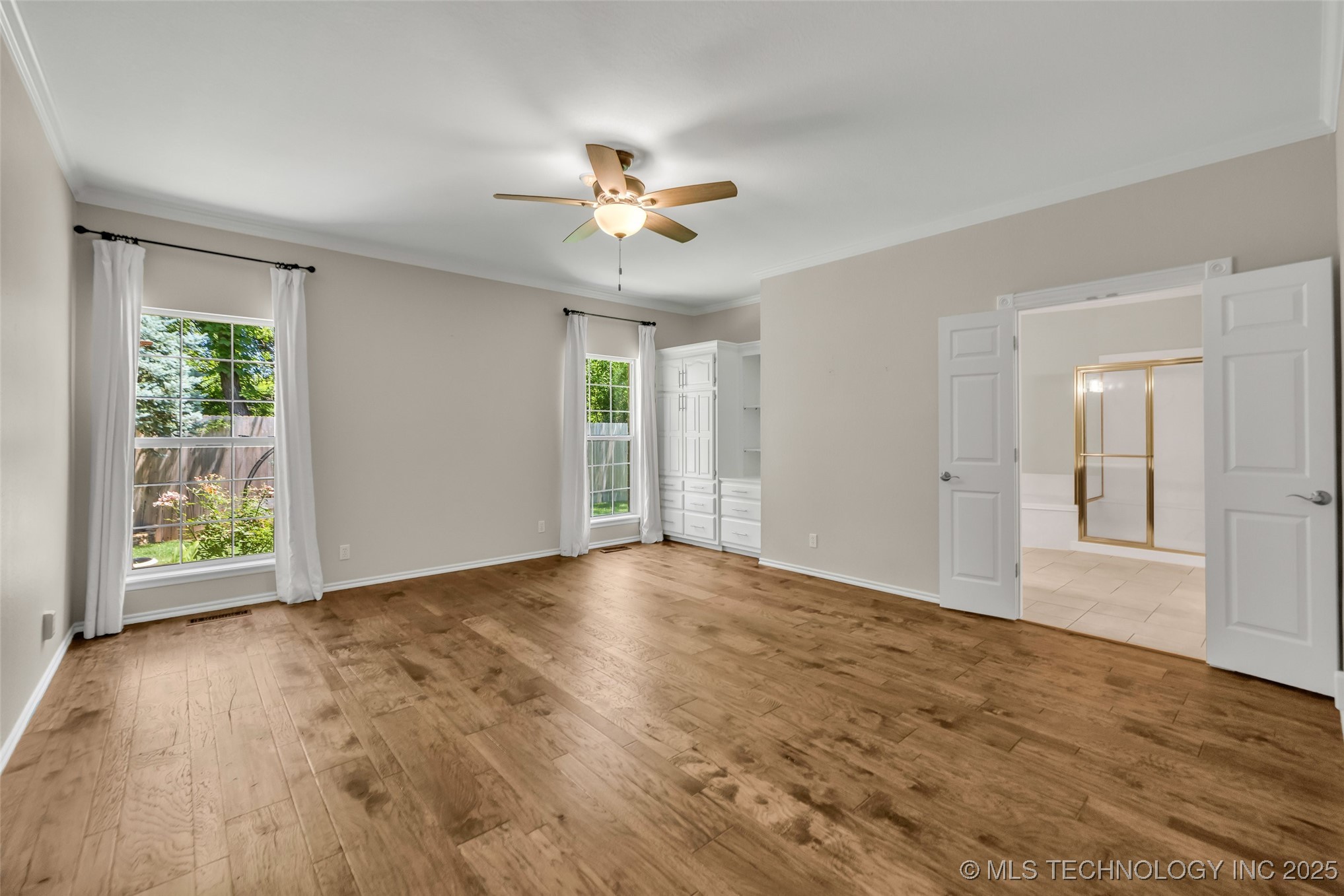 8515 S Canton Avenue