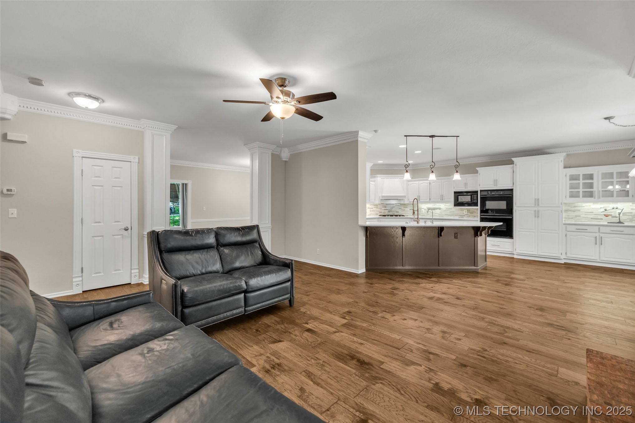 8515 S Canton Avenue