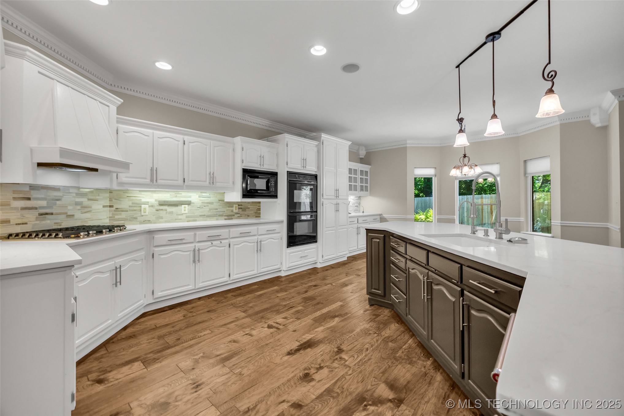 8515 S Canton Avenue