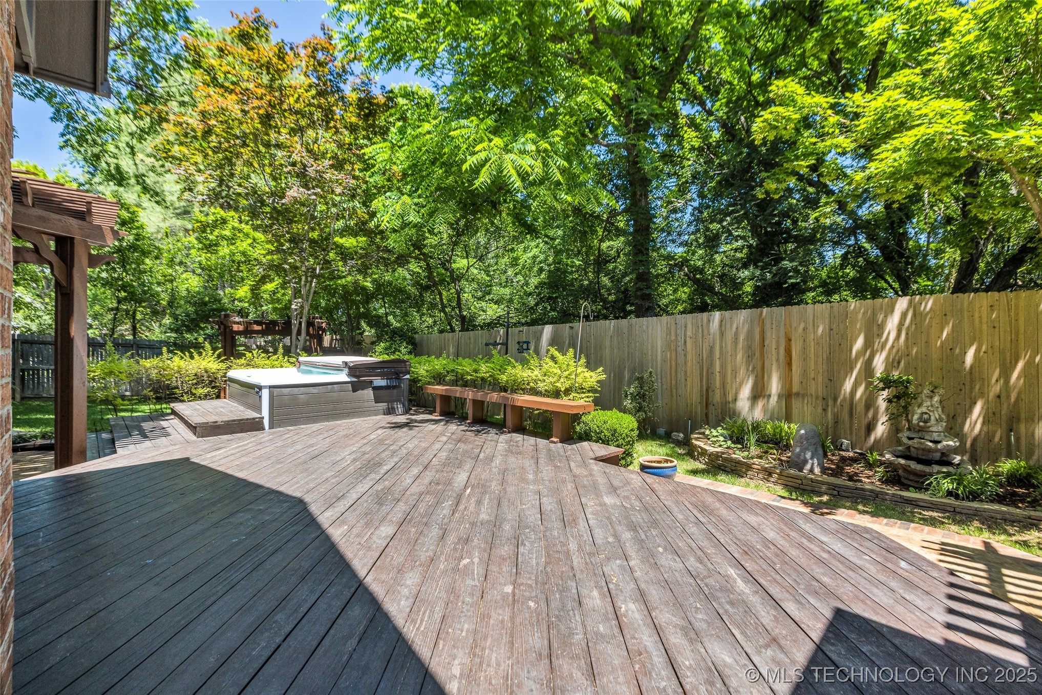 8515 S Canton Avenue