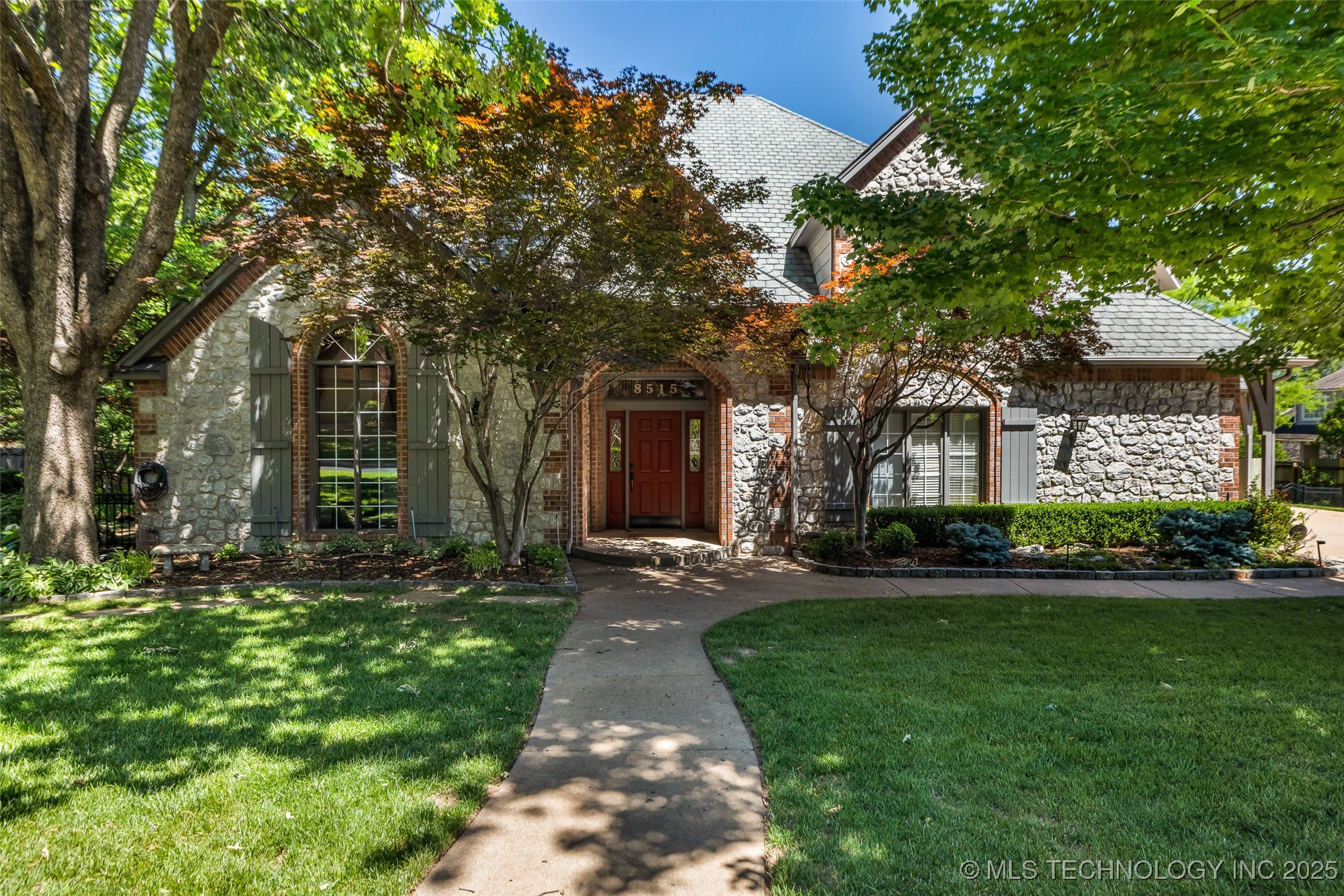 8515 S Canton Avenue