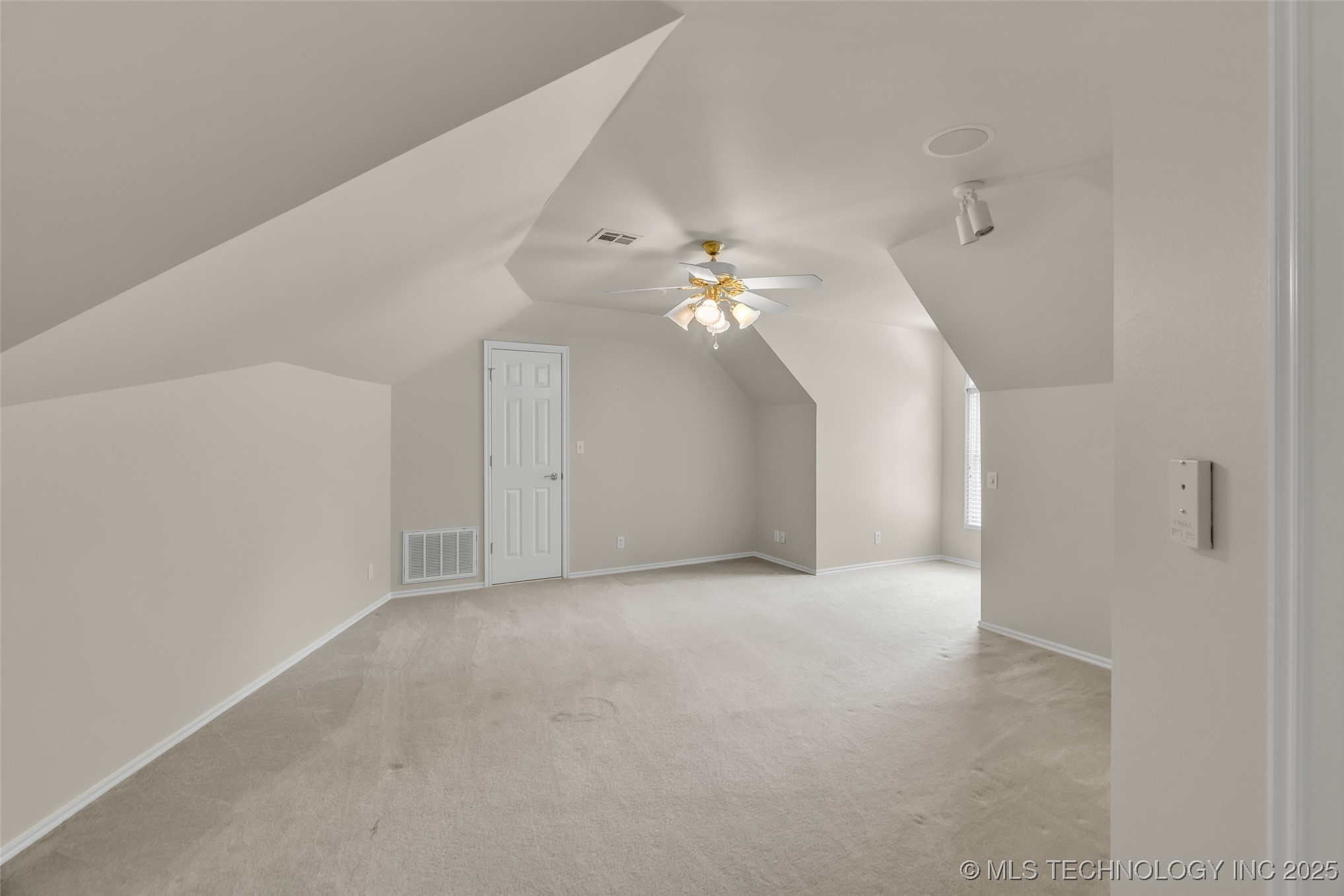 8515 S Canton Avenue