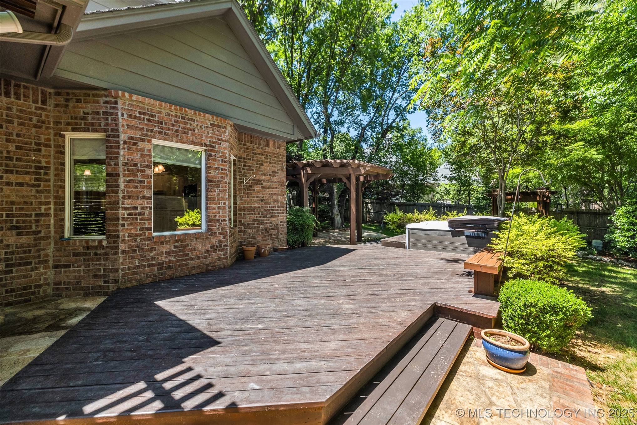 8515 S Canton Avenue