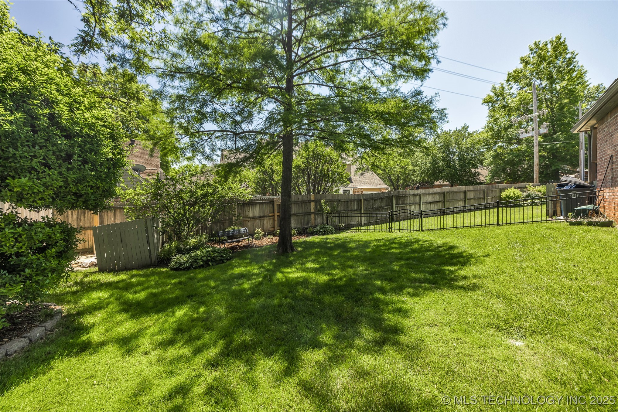 8515 S Canton Avenue