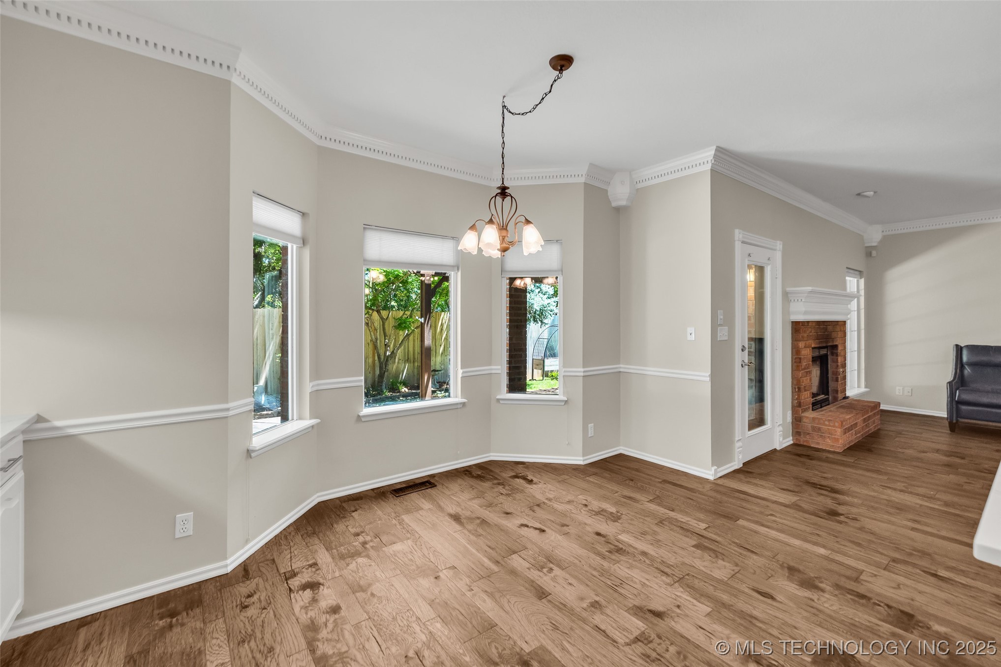 8515 S Canton Avenue